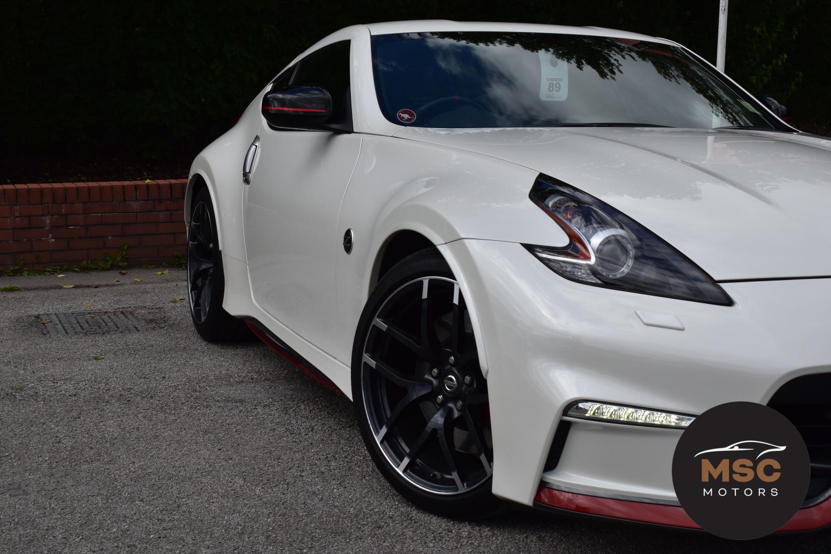 Nissan 370 Z view 27