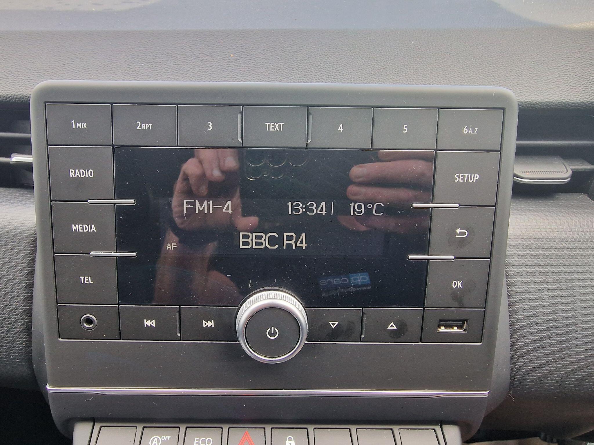 Renault Clio view 4