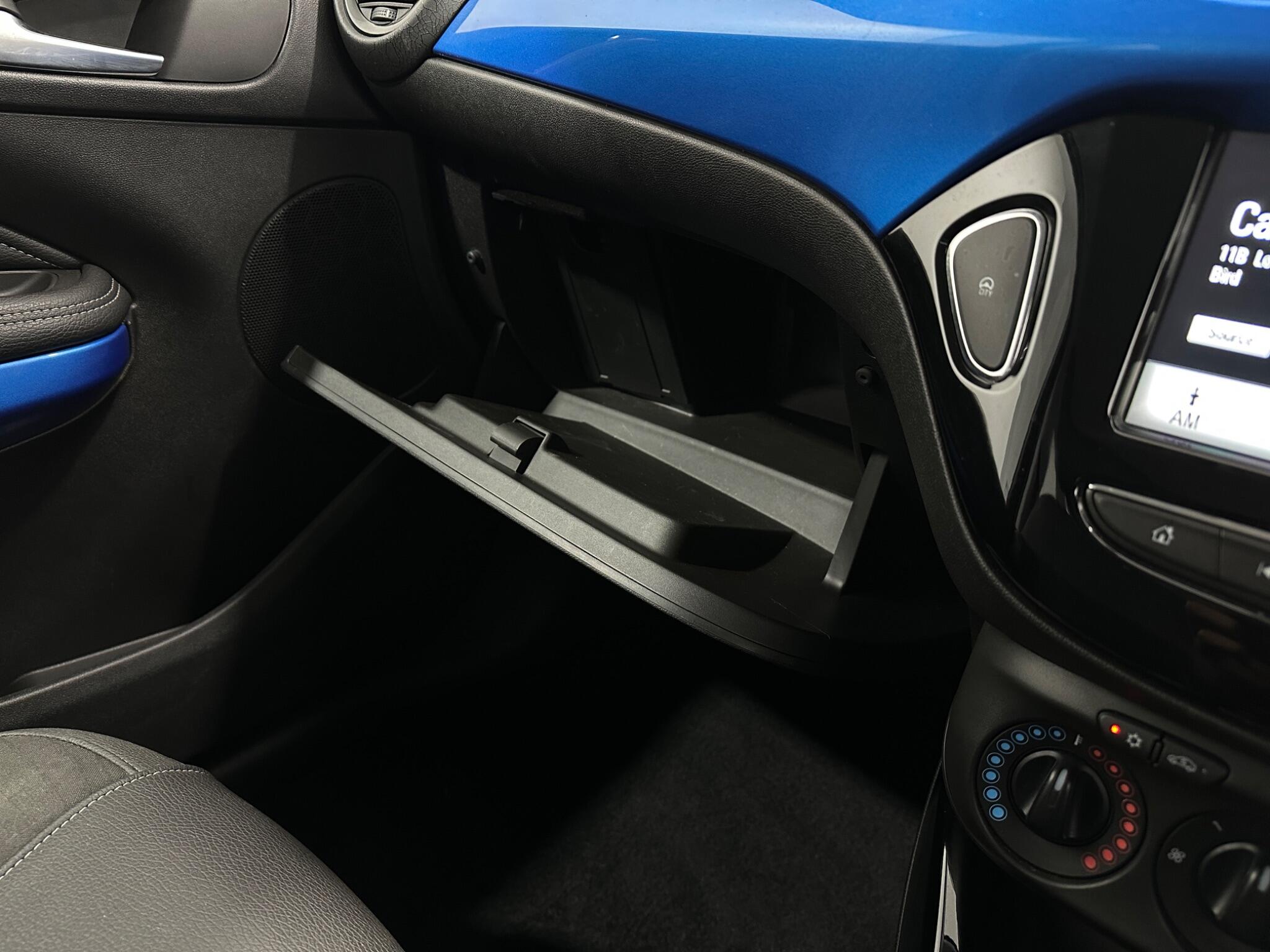 Vauxhall Adam view 24