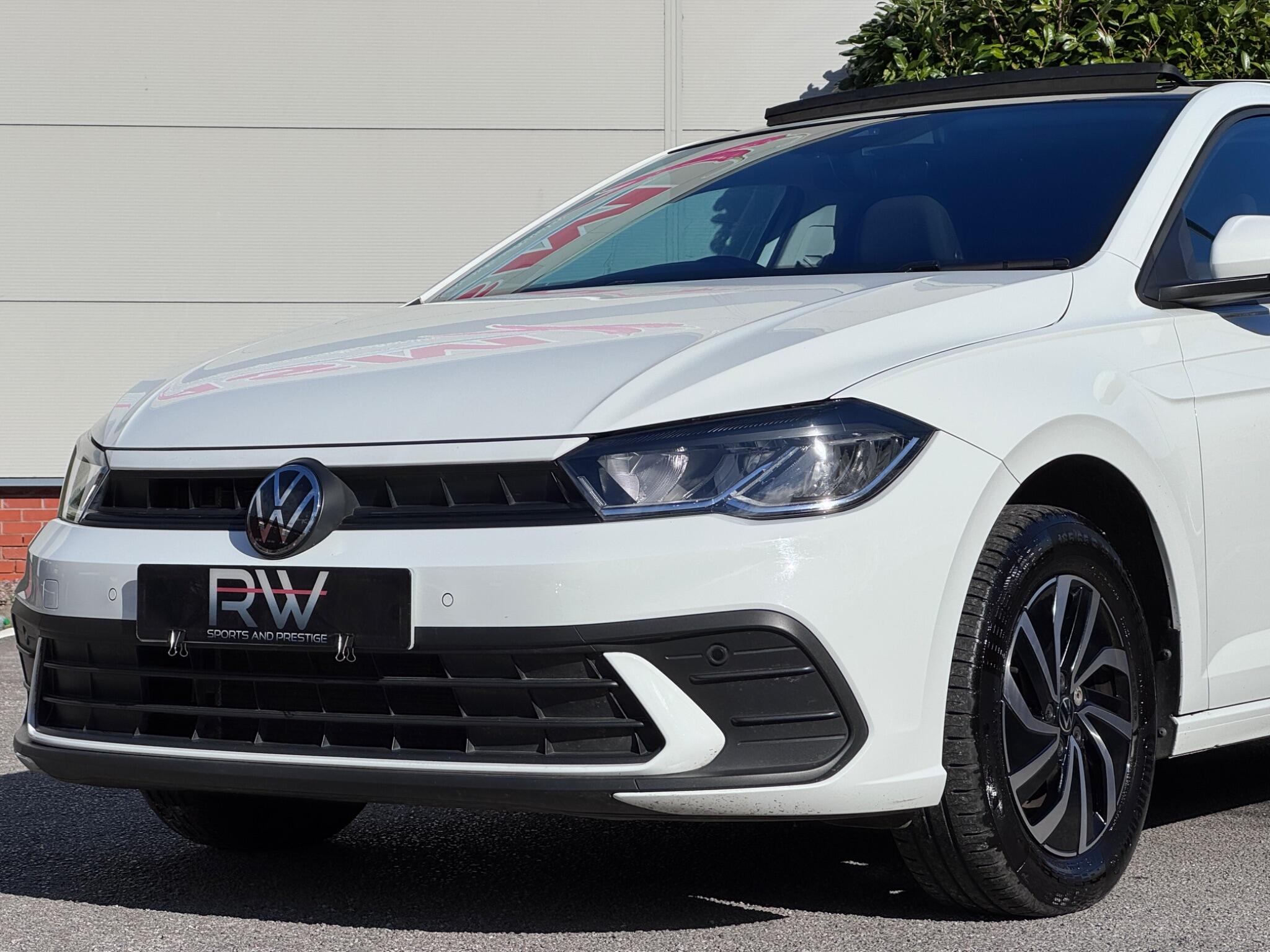 Volkswagen Polo view 14