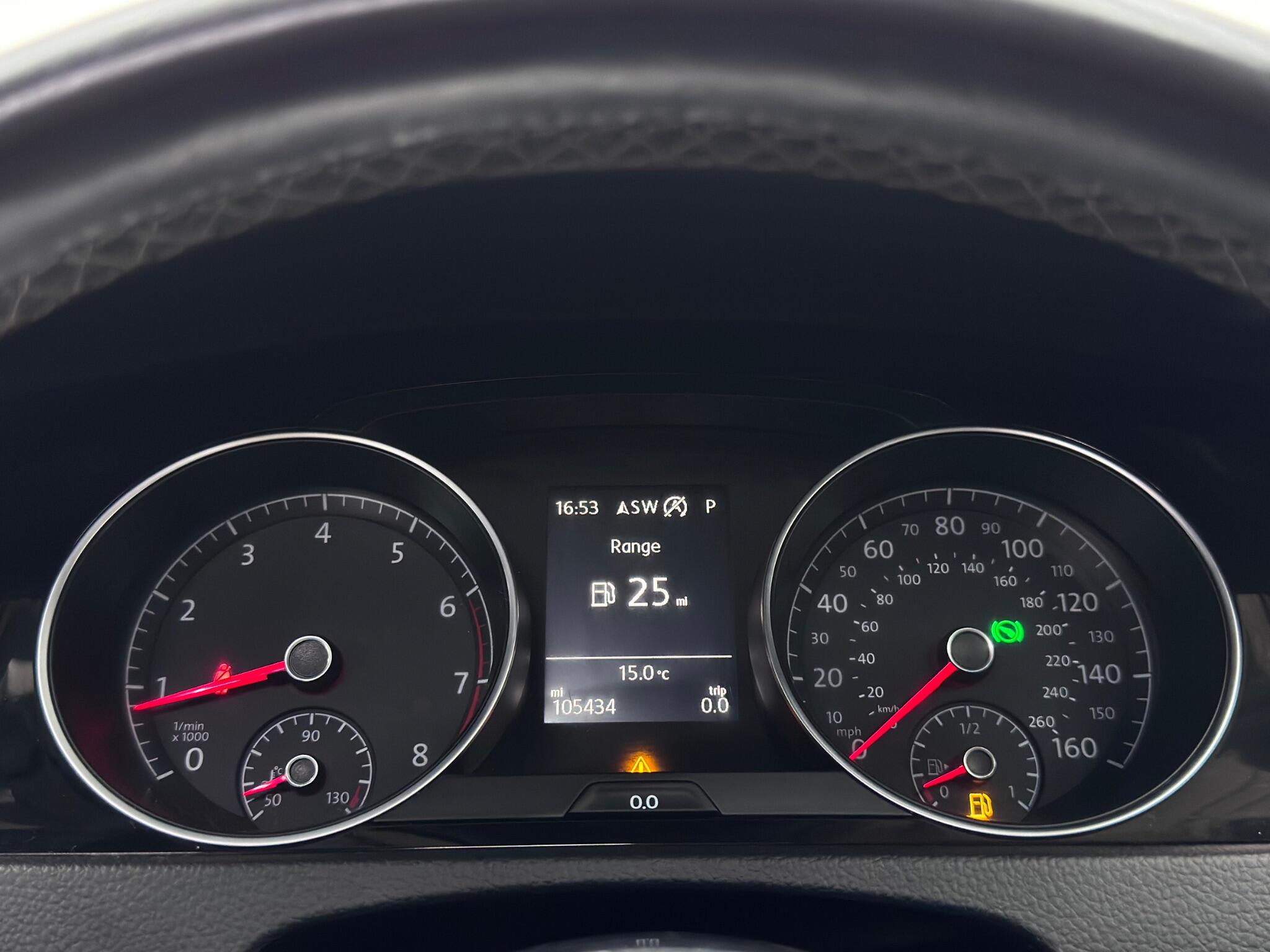 Volkswagen Golf view 25