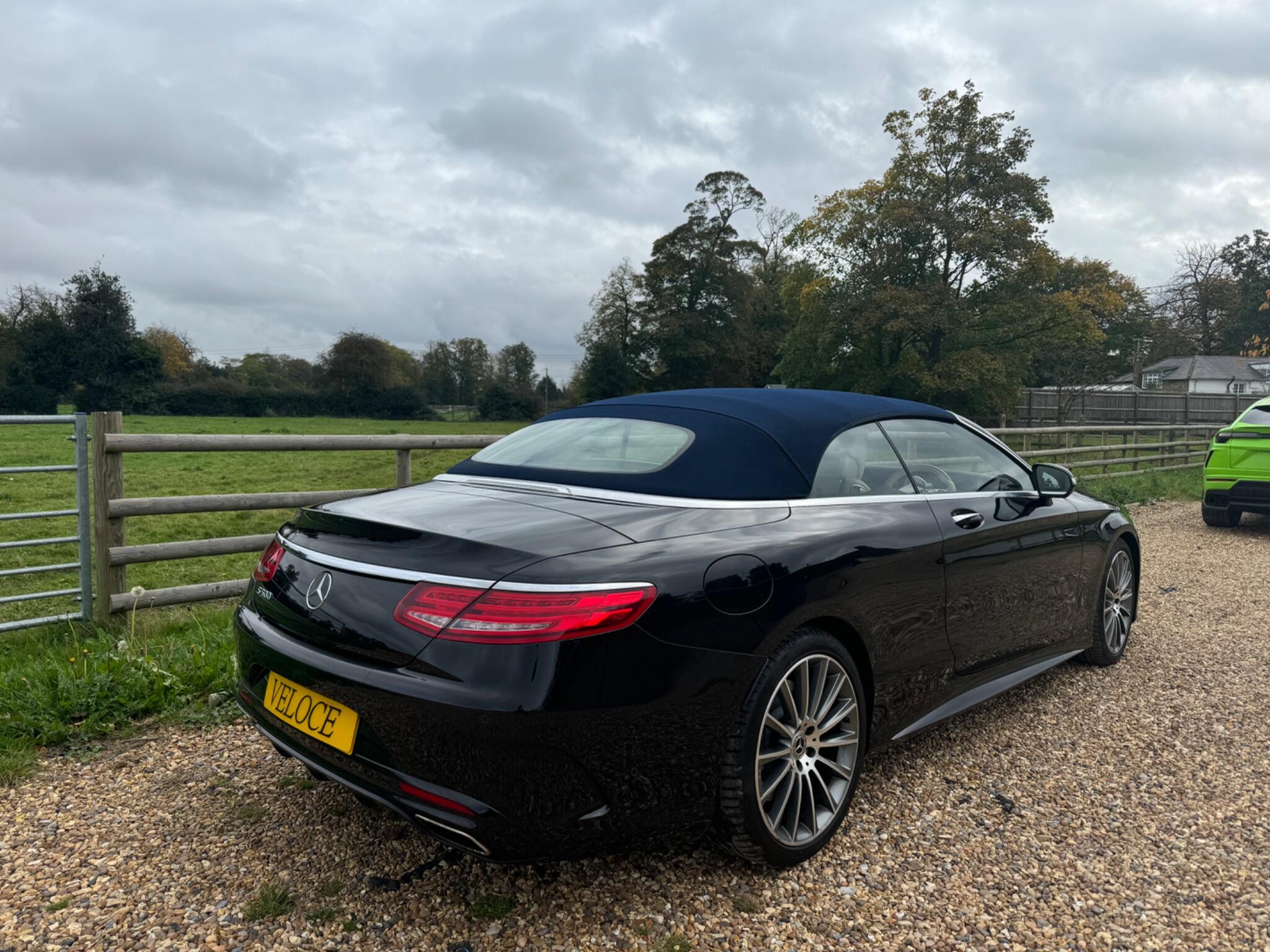Mercedes-Benz S-Class view 5