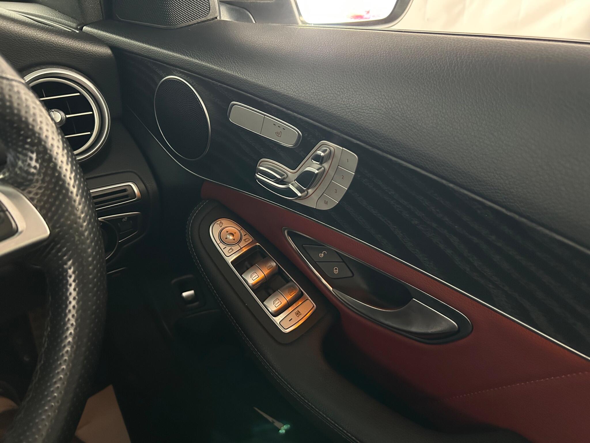 Mercedes-Benz C Class view 45
