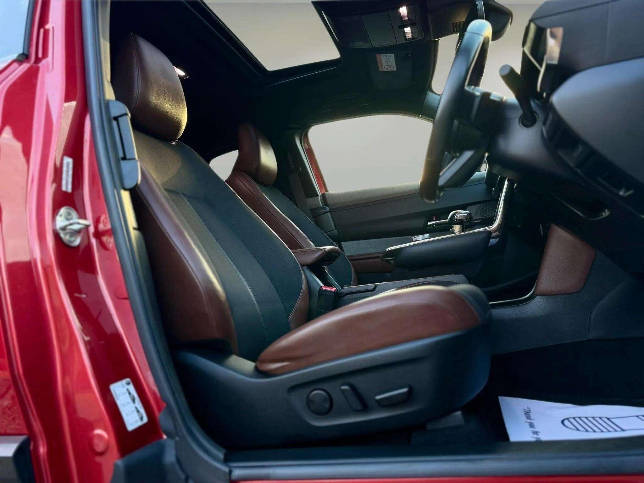 Mazda MX-30 view 70