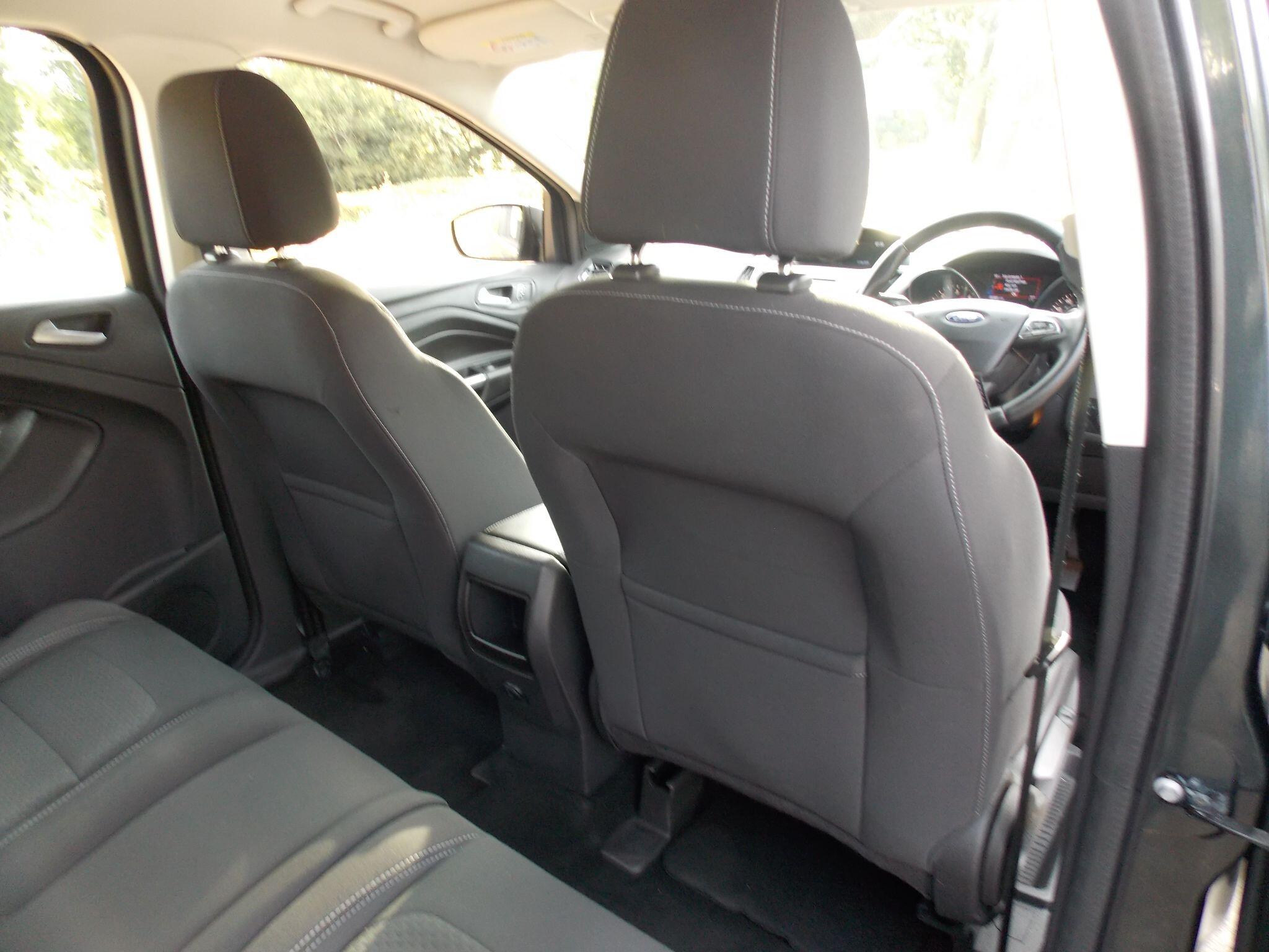 Ford Kuga view 41