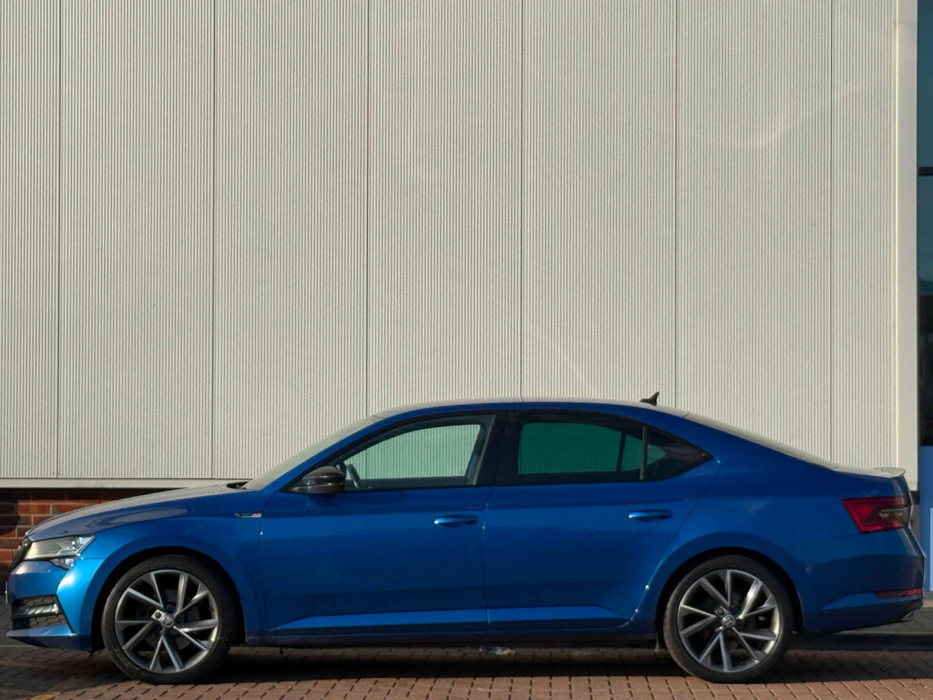 Skoda Superb view 11