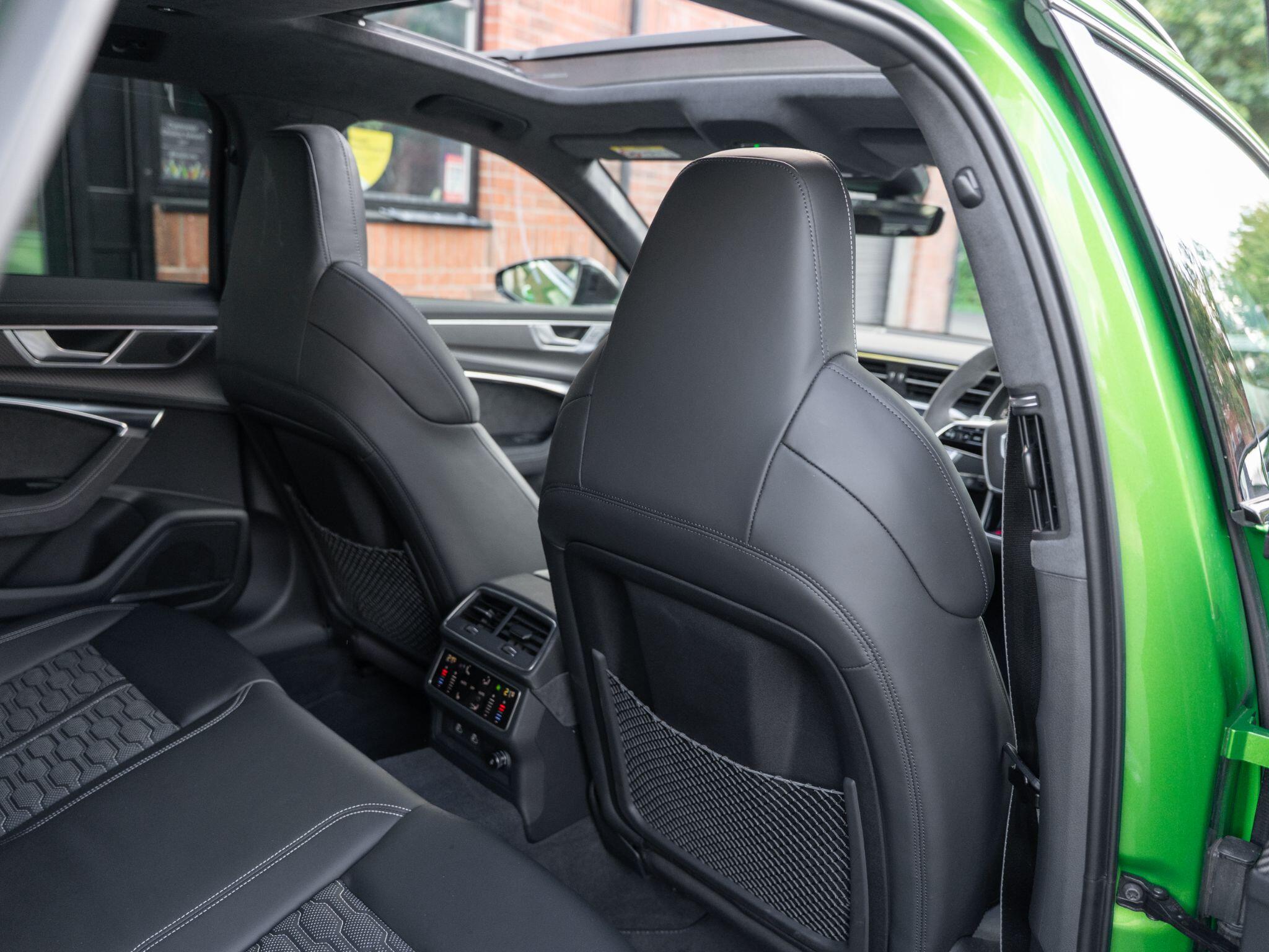 Audi RS6 Avant view 53