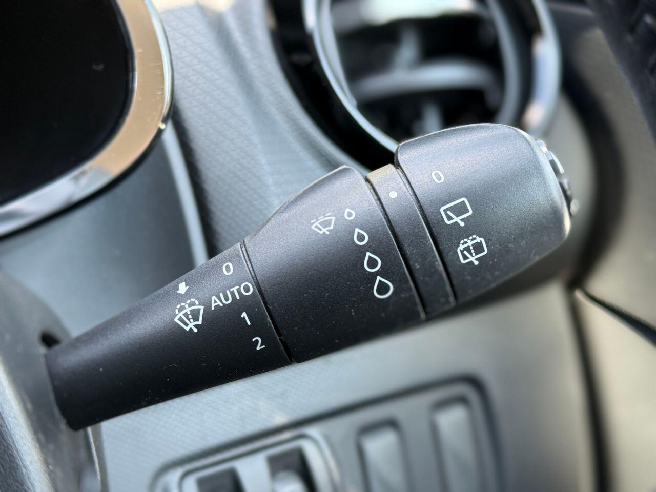 Renault Clio view 32