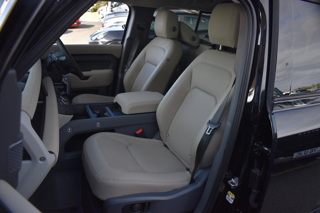 Land Rover Defender view 11