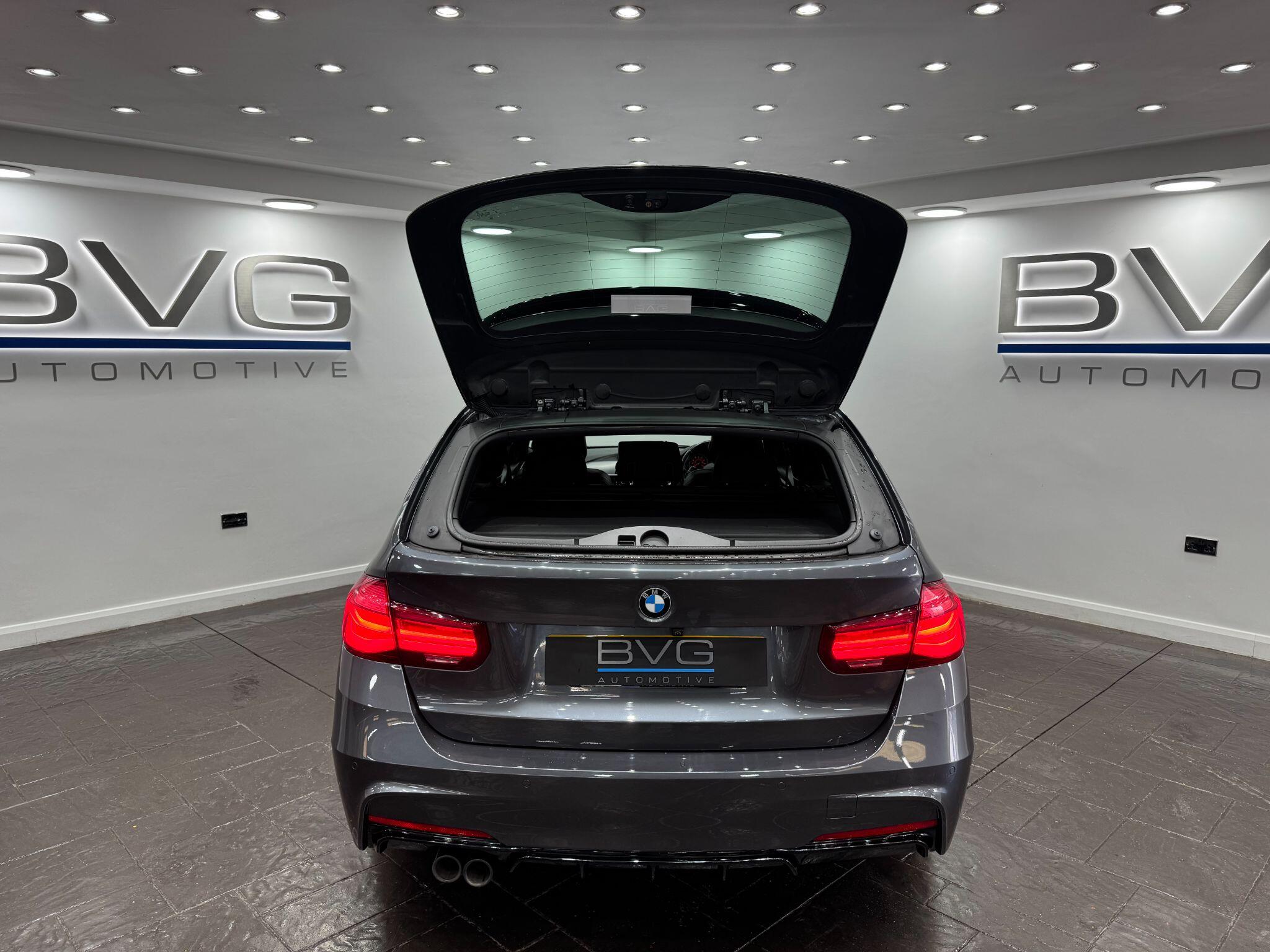 BMW 3 Series view 59