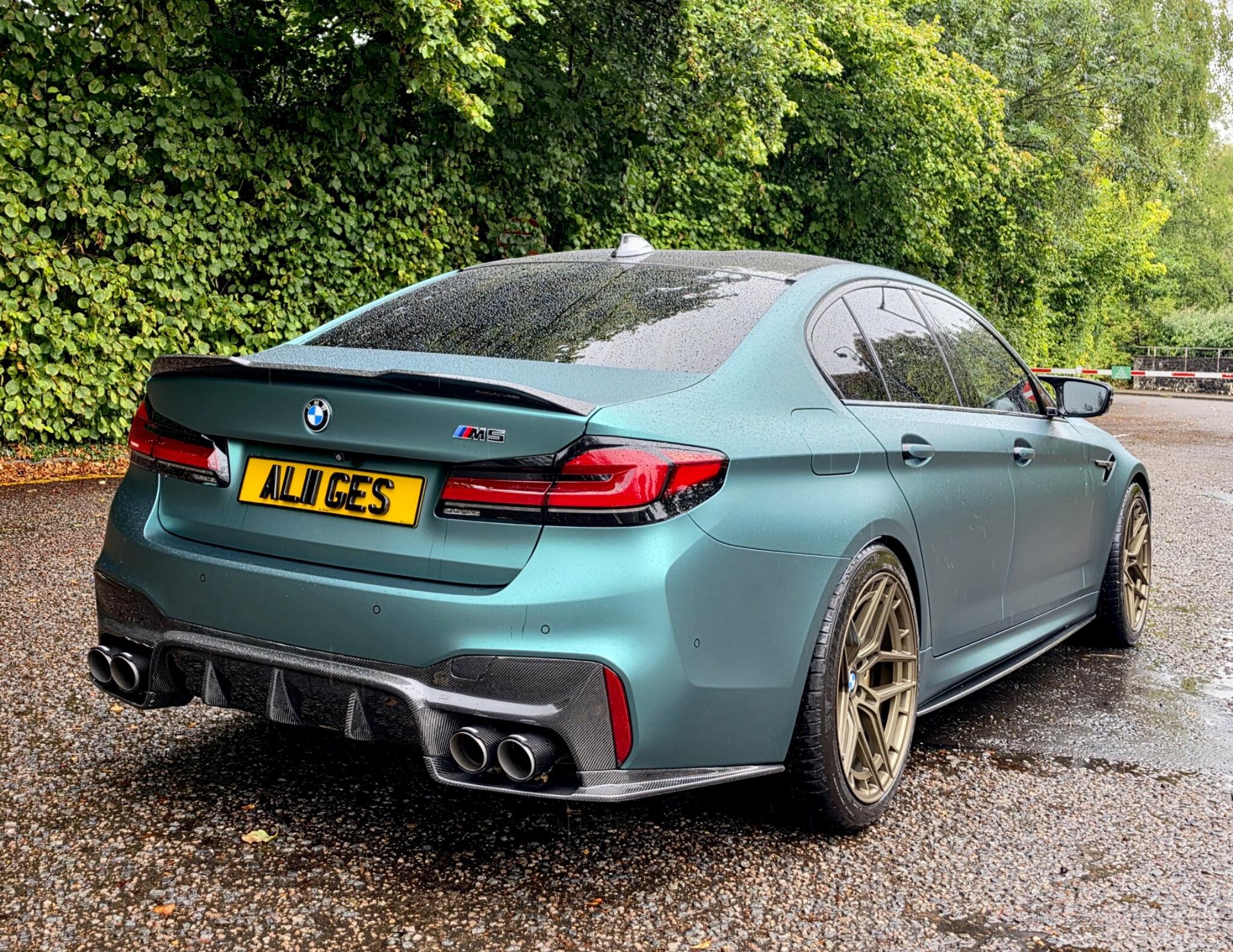 BMW M5 view 19