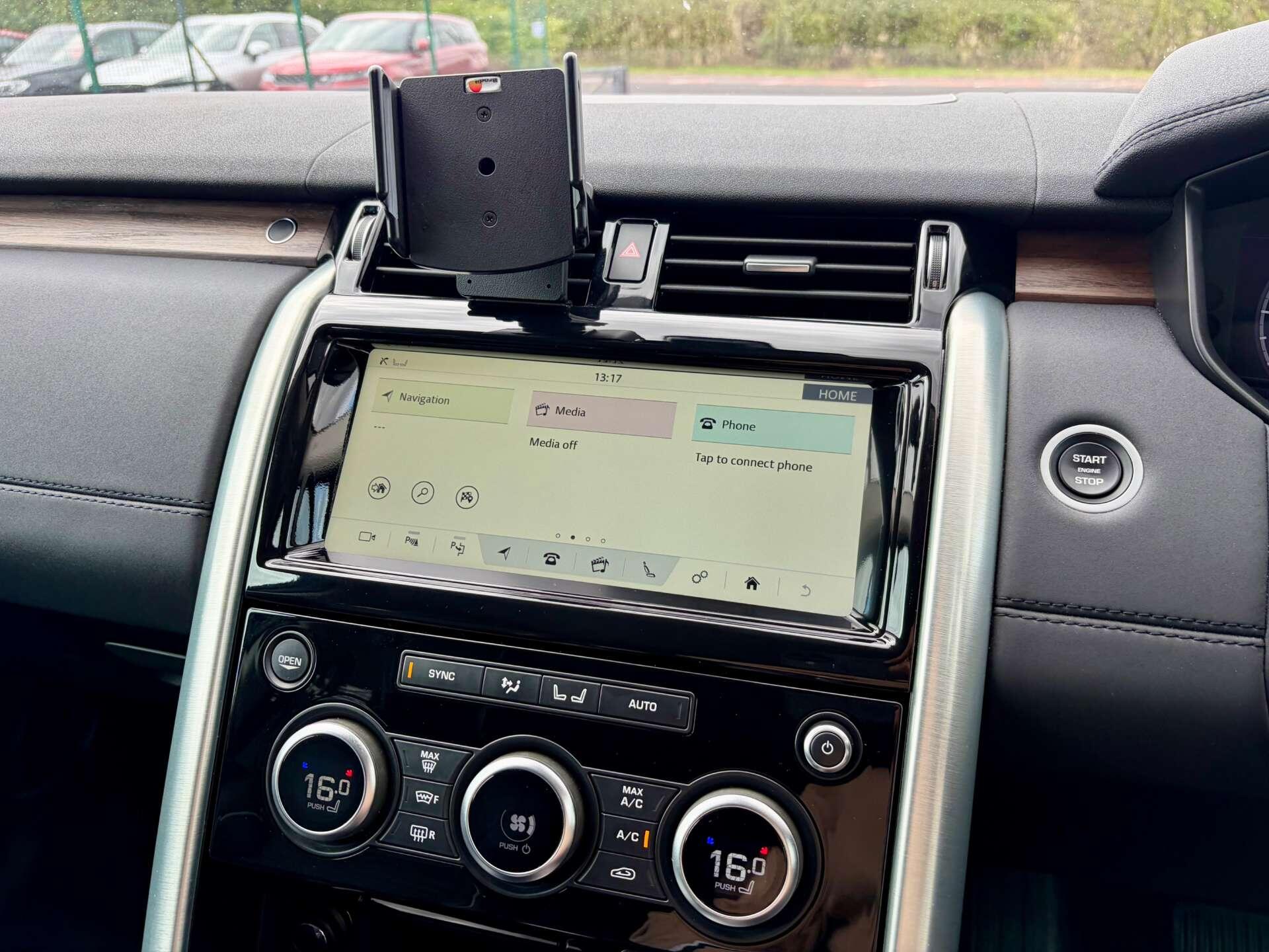 Land Rover Discovery 3 view 46
