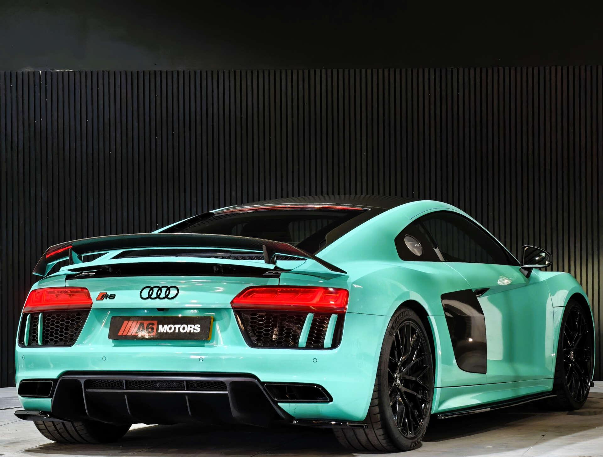 Audi R8 view 26