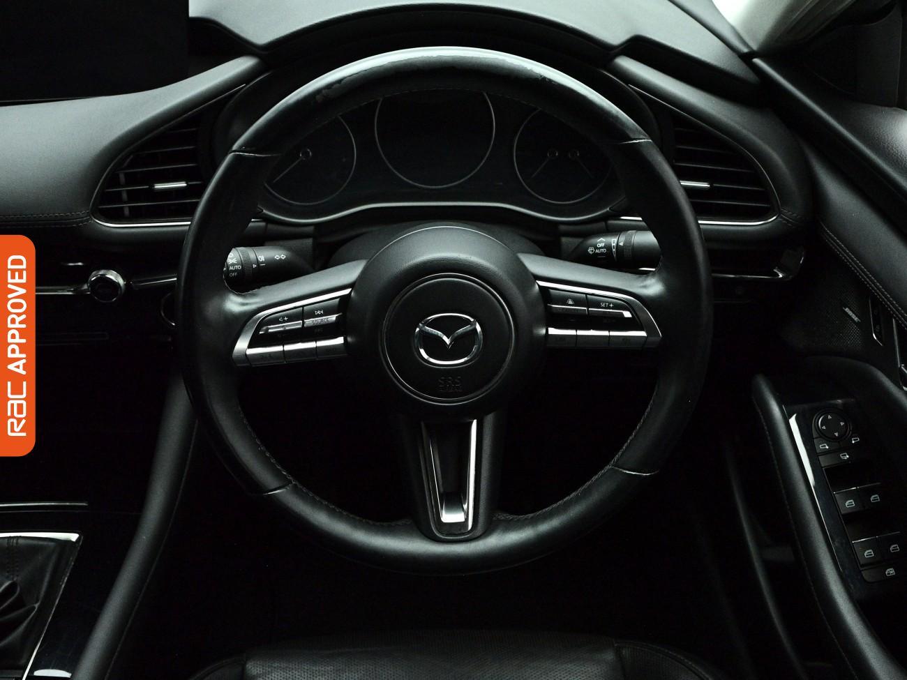 Mazda Mazda3 view 9