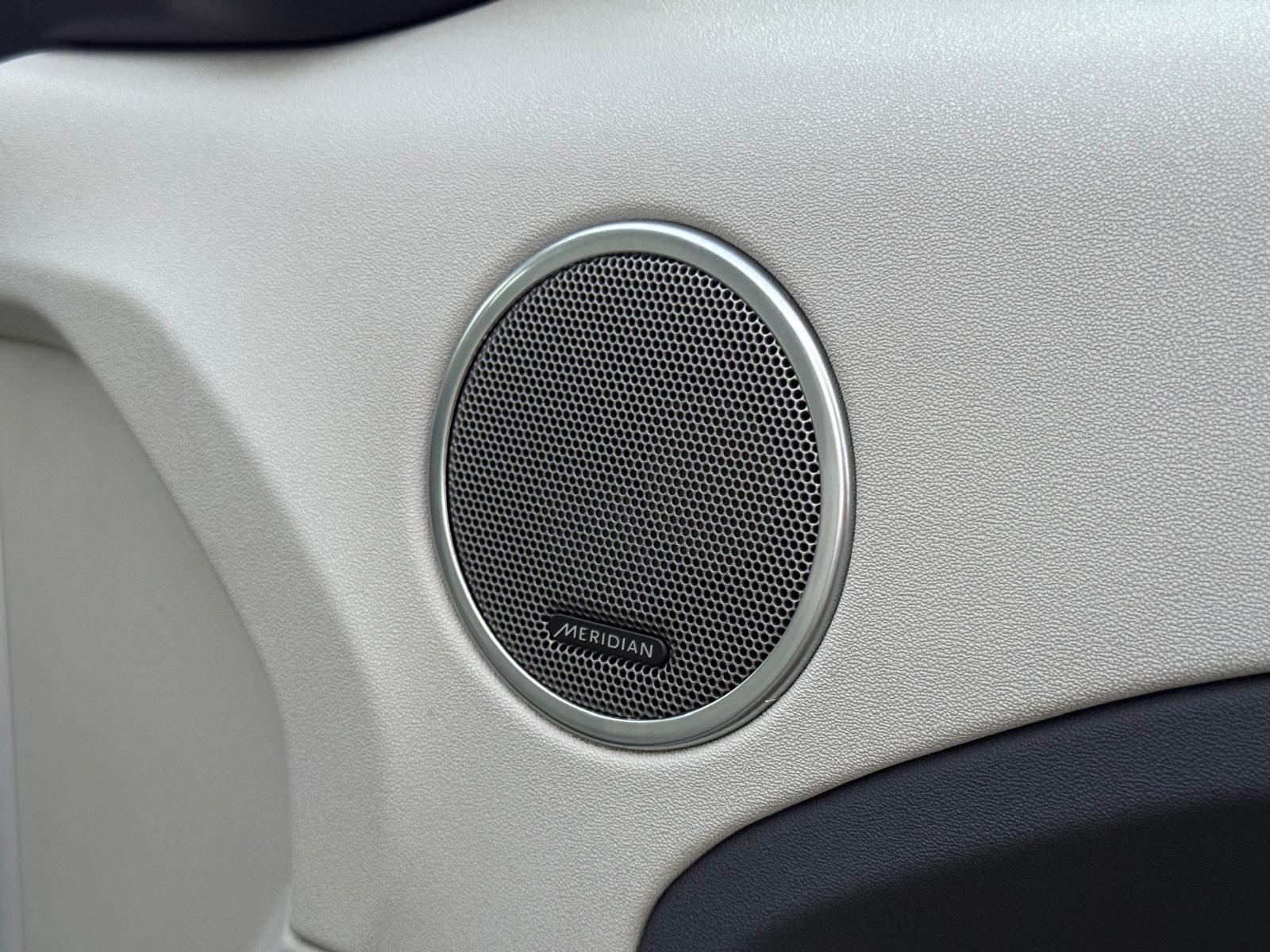 Land Rover Range Rover Evoque - Image 29