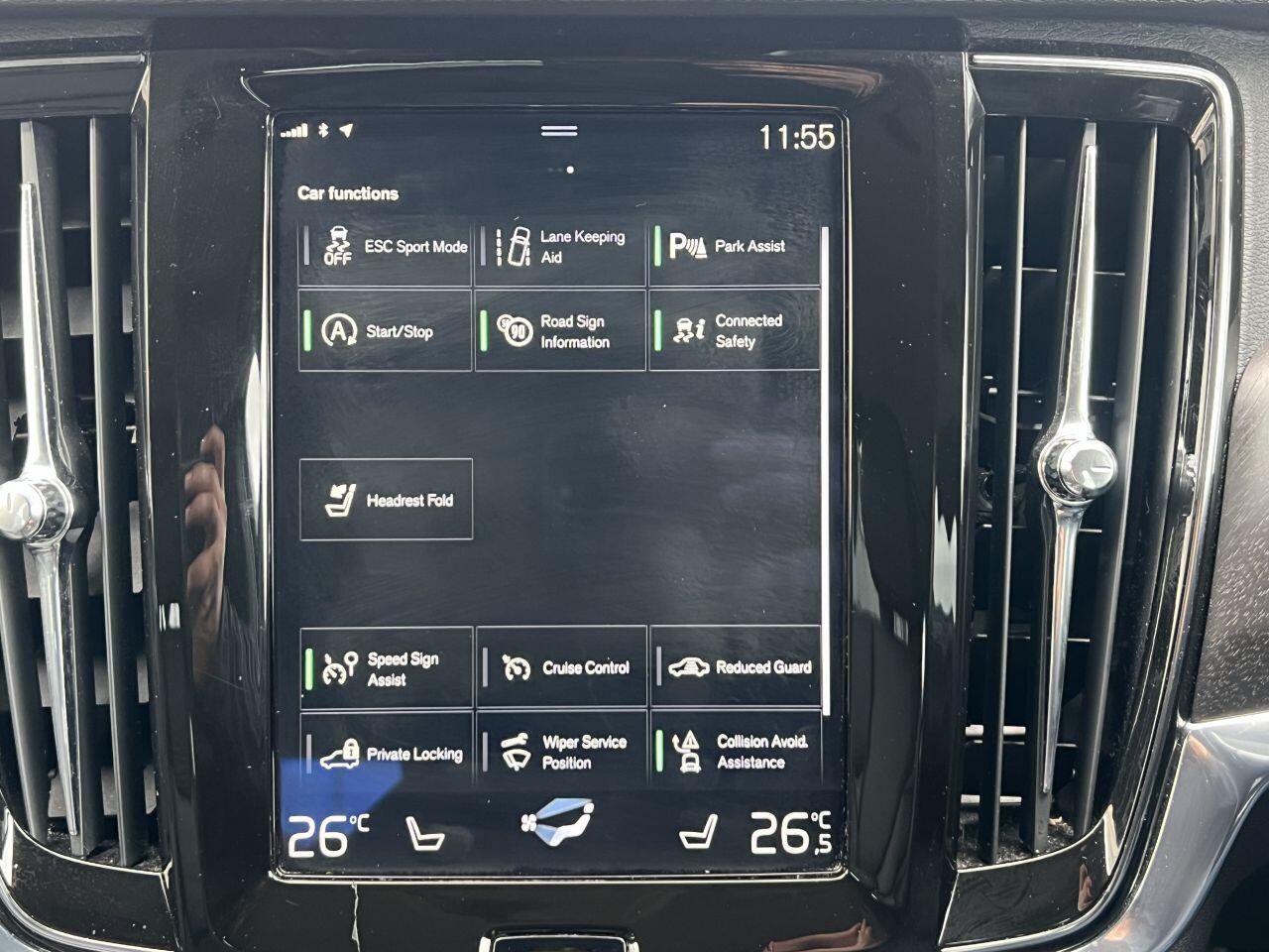 Volvo V90 Cross Country view 49
