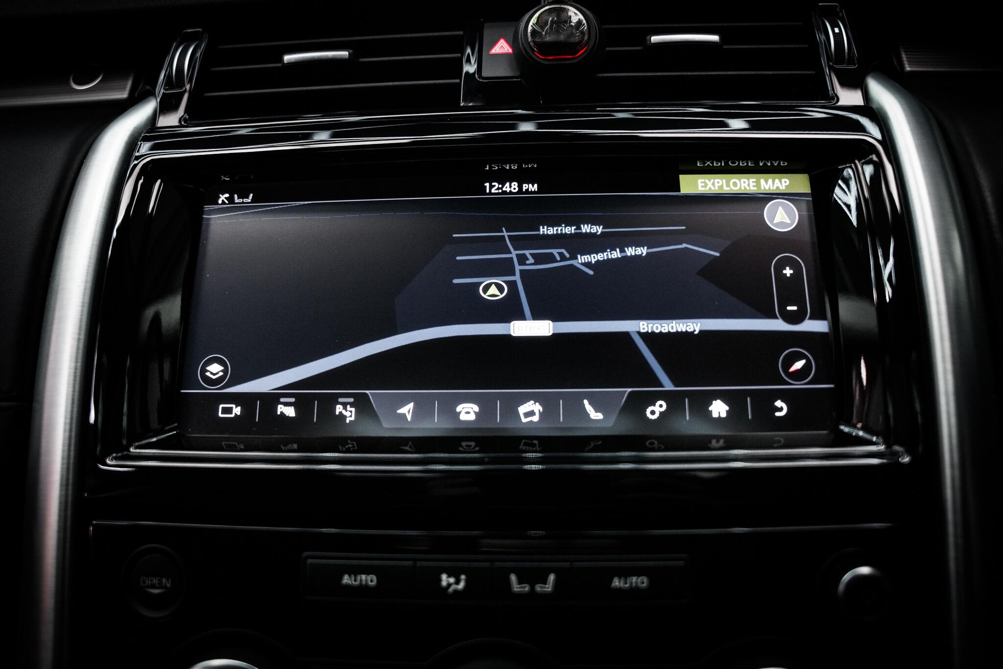 Land Rover Discovery view 44