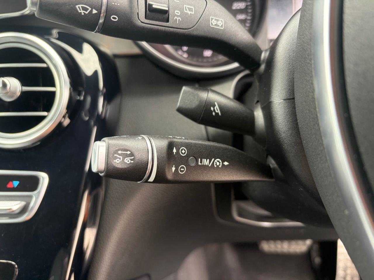 Mercedes-Benz GLC view 31