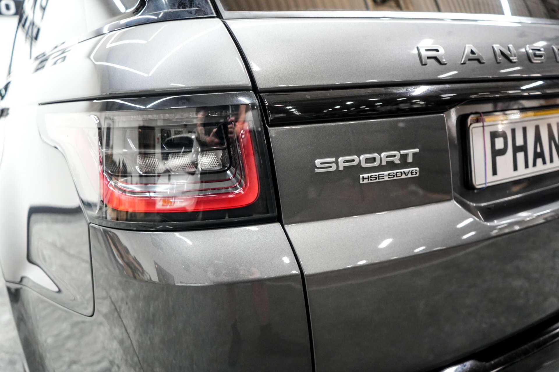 Land Rover Range Rover Sport view 11