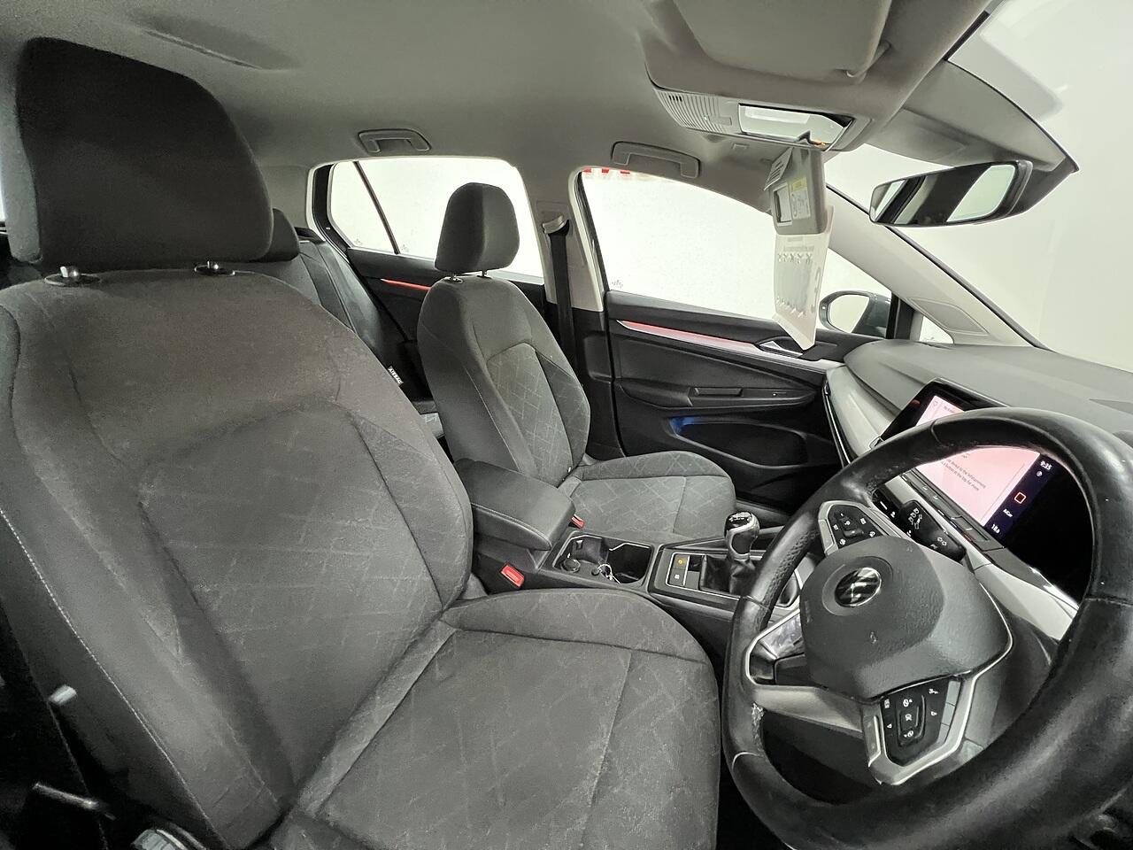 Volkswagen Golf view 15