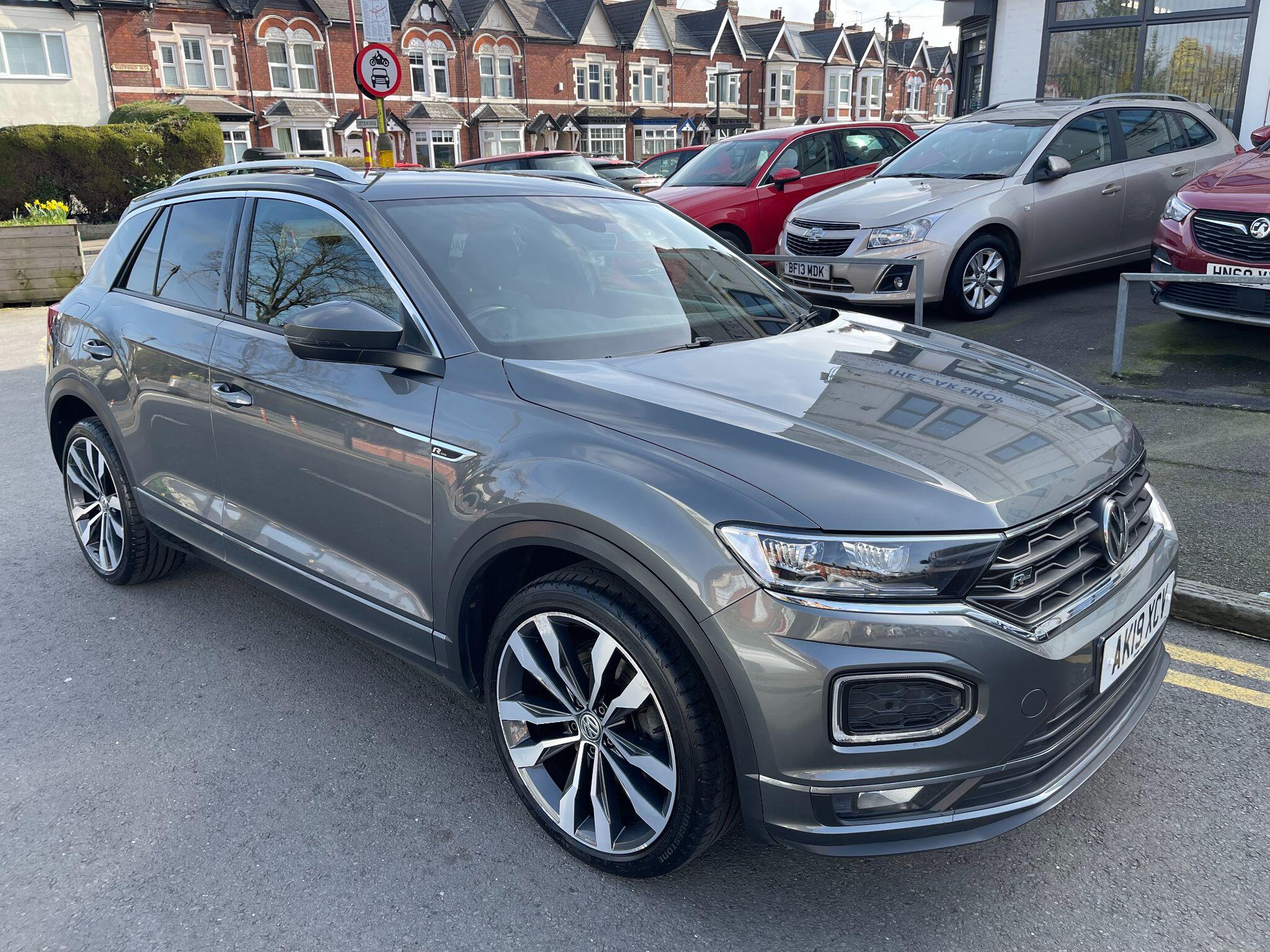 Volkswagen T-Roc view 7