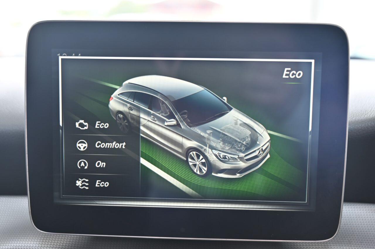 Mercedes-Benz Cla view 26