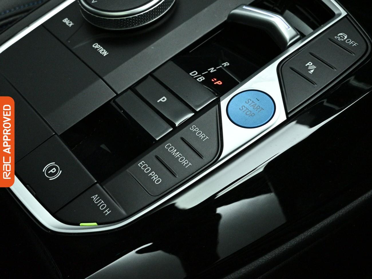 BMW iX3 view 23