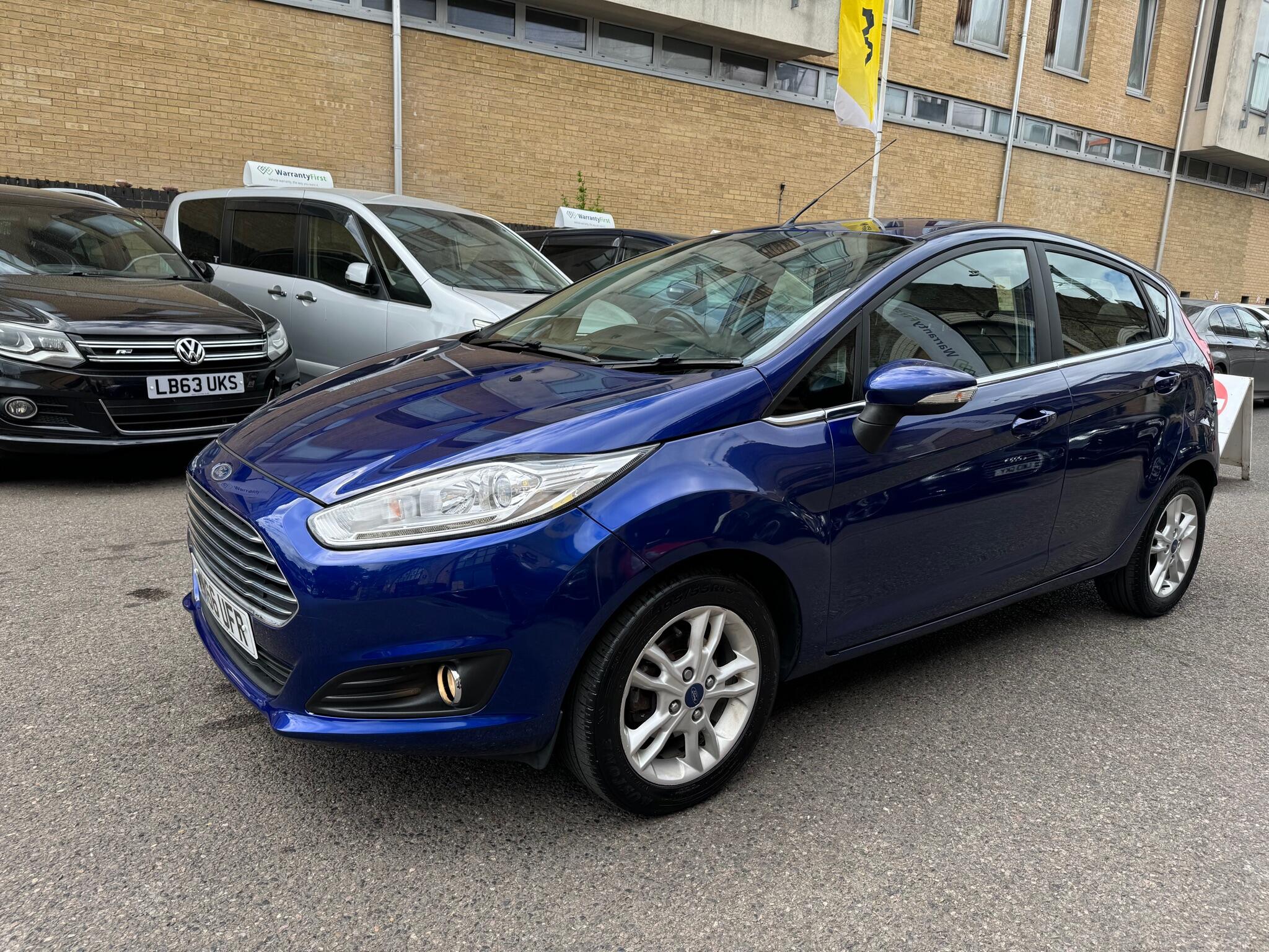 Ford Fiesta view 5