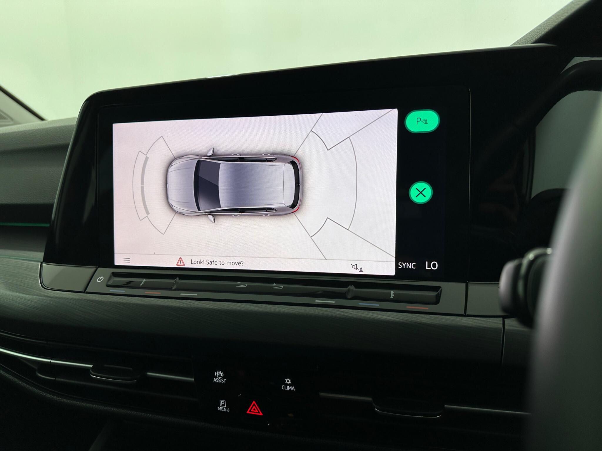 Volkswagen Golf view 24
