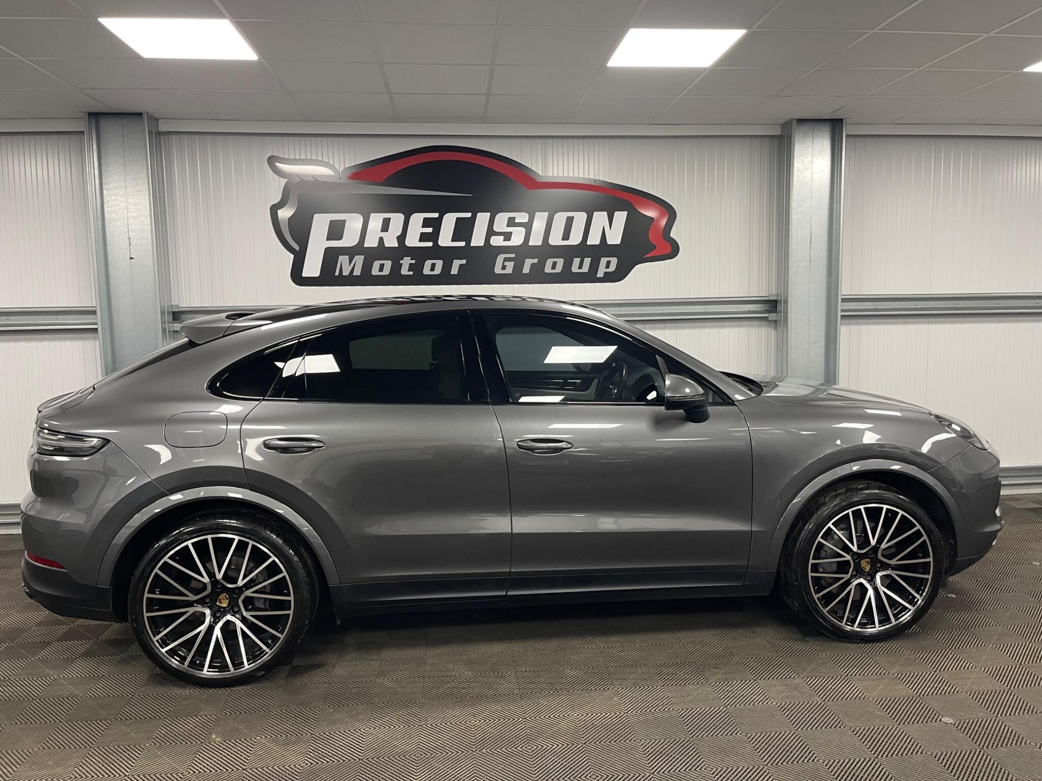 Porsche Cayenne view 28