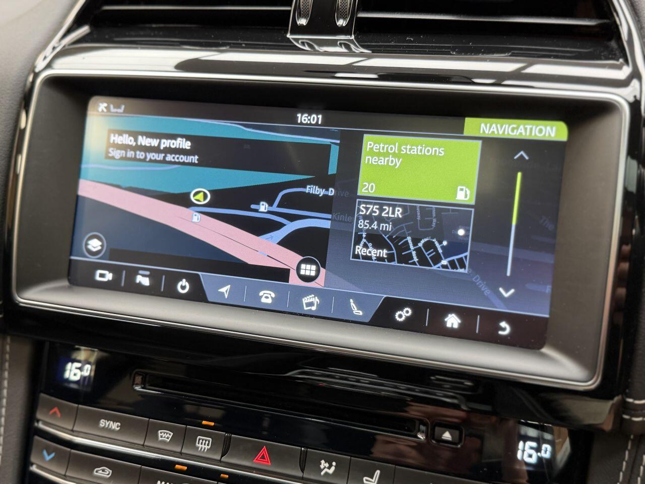 Jaguar F-Pace view 46