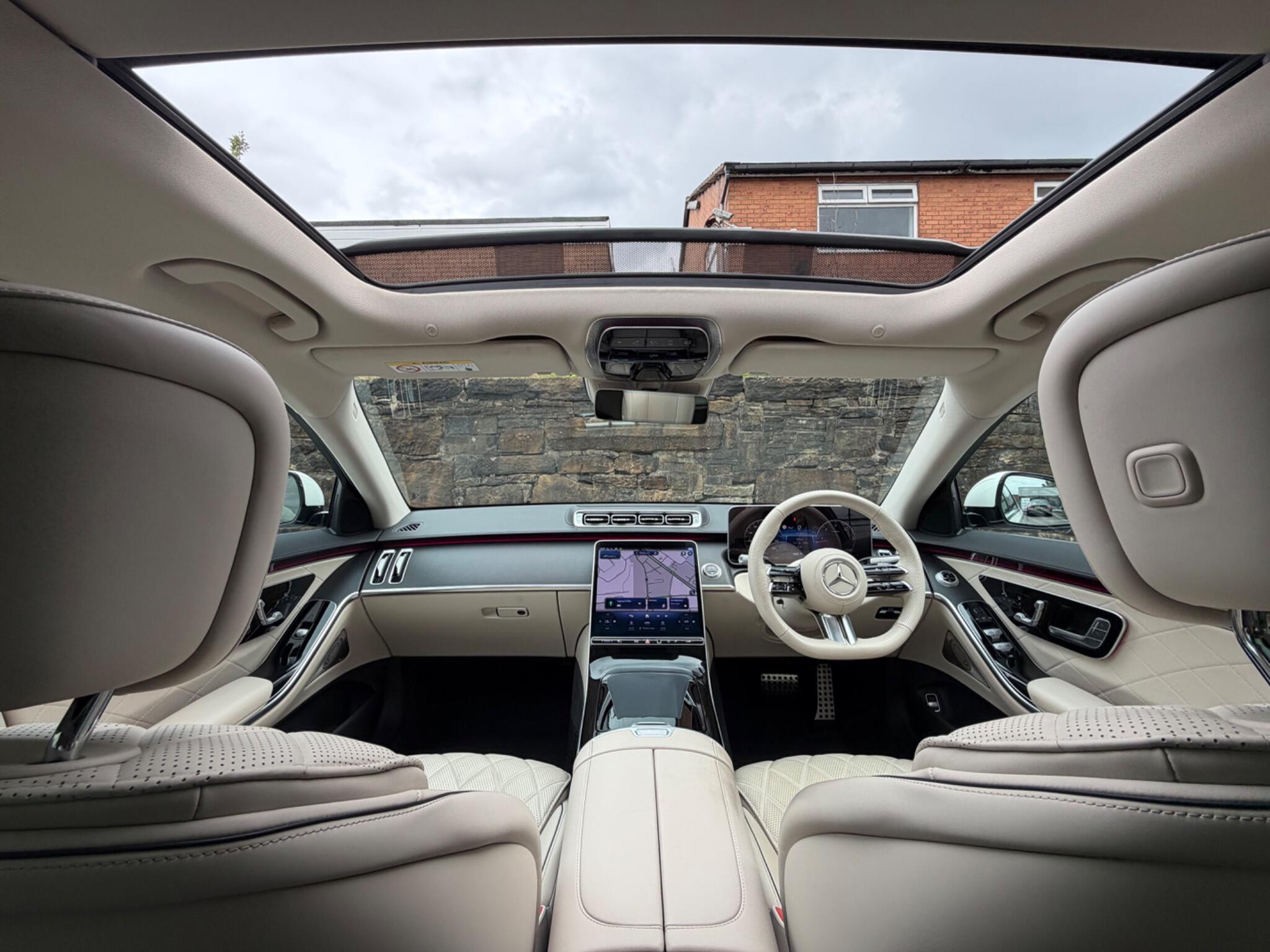 Mercedes-Benz S-Class view 11