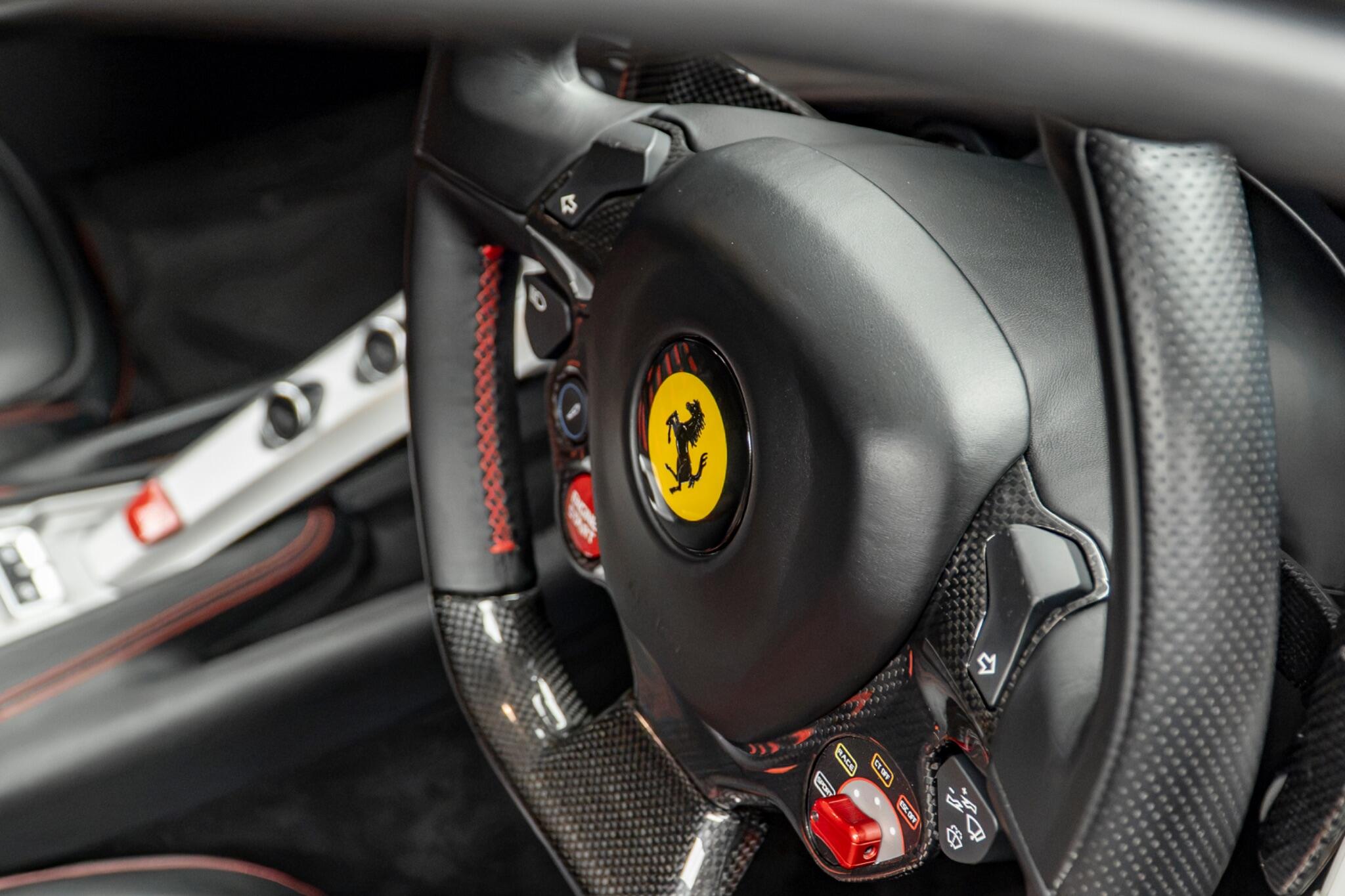 Ferrari F12 view 32