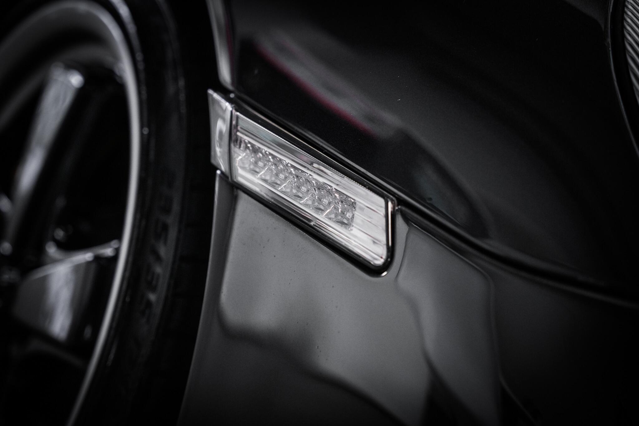 Porsche 911 view 36