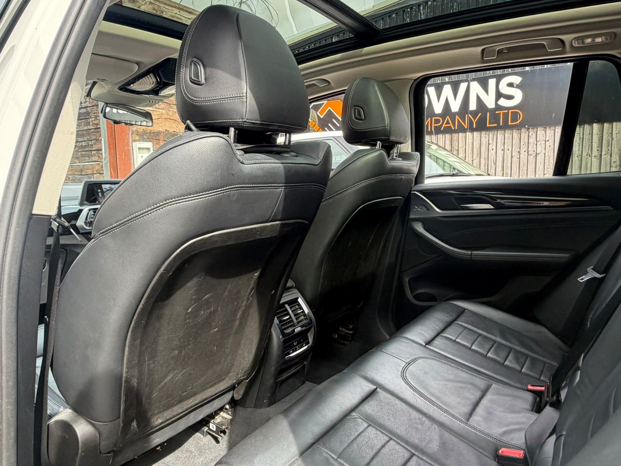 BMW X3 view 17