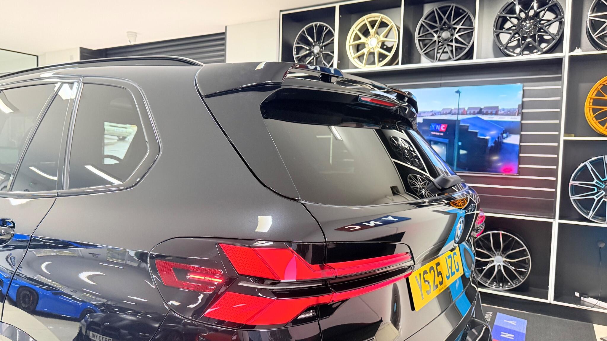 BMW X5 view 43
