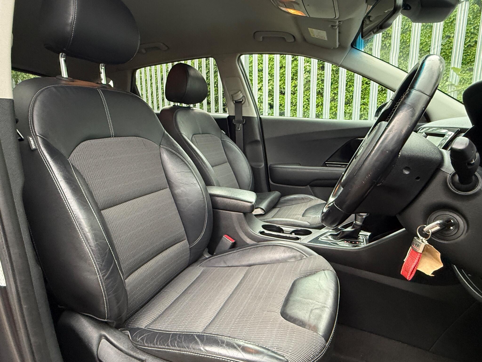2018 Kia Niro image 27