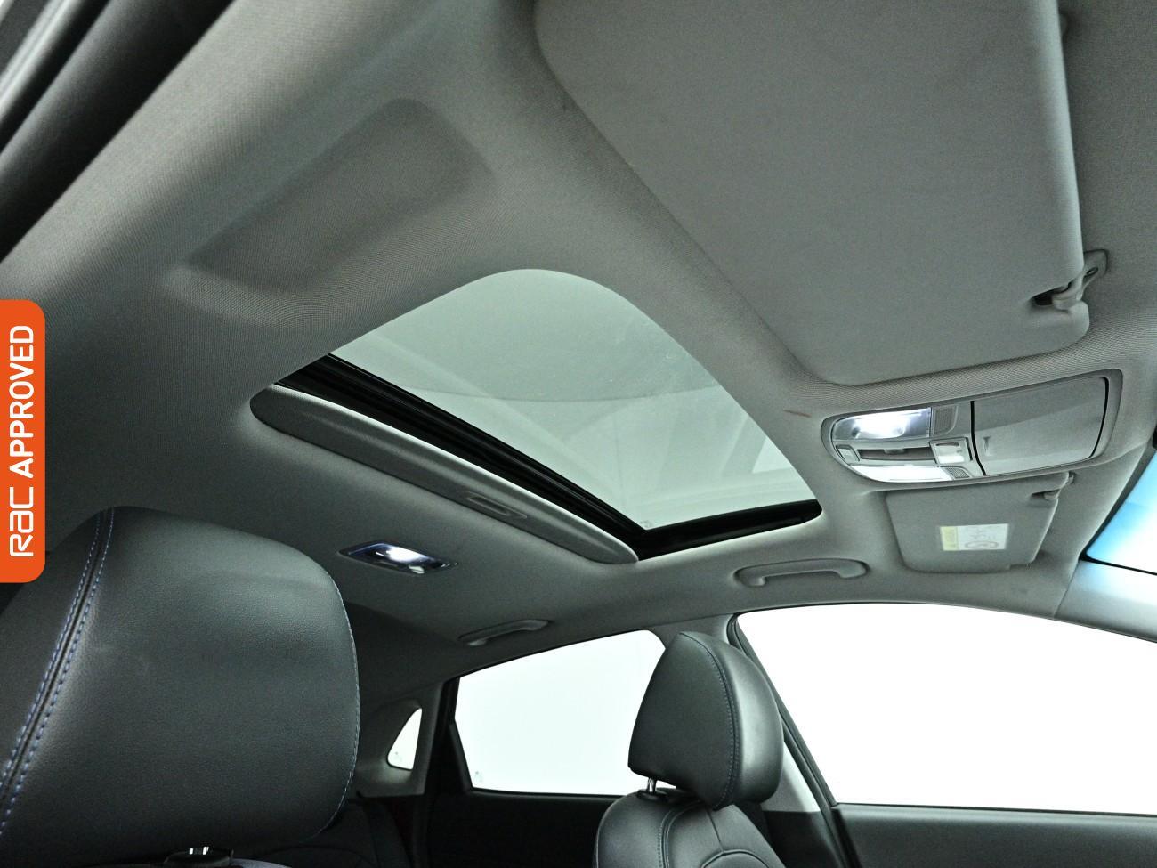 Hyundai Kona view 3