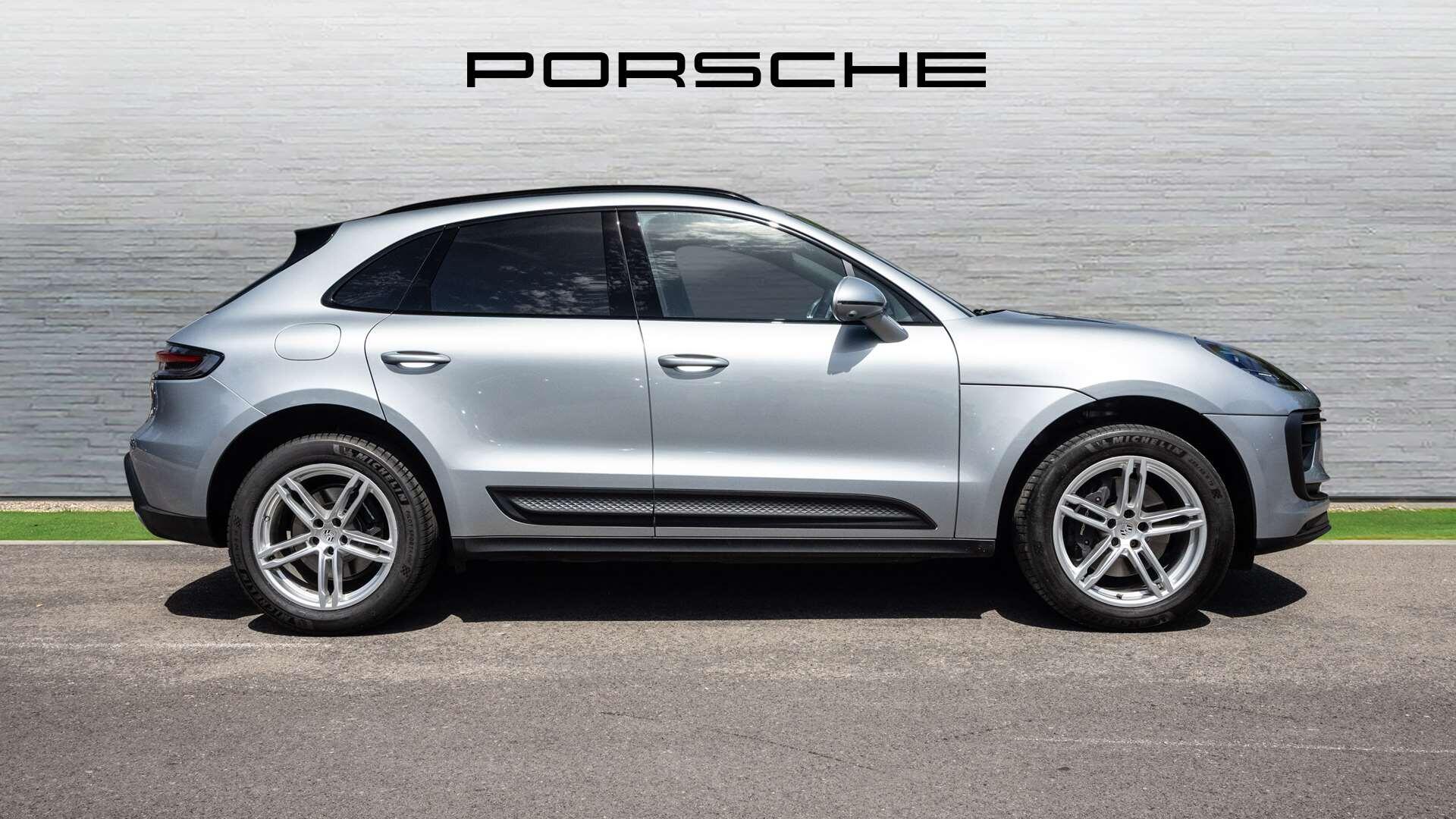 Porsche Macan view 2