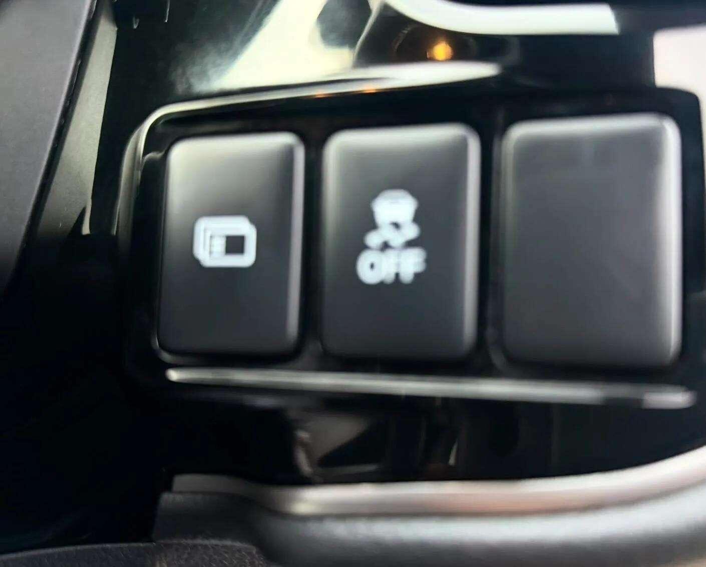 Mitsubishi Outlander view 44