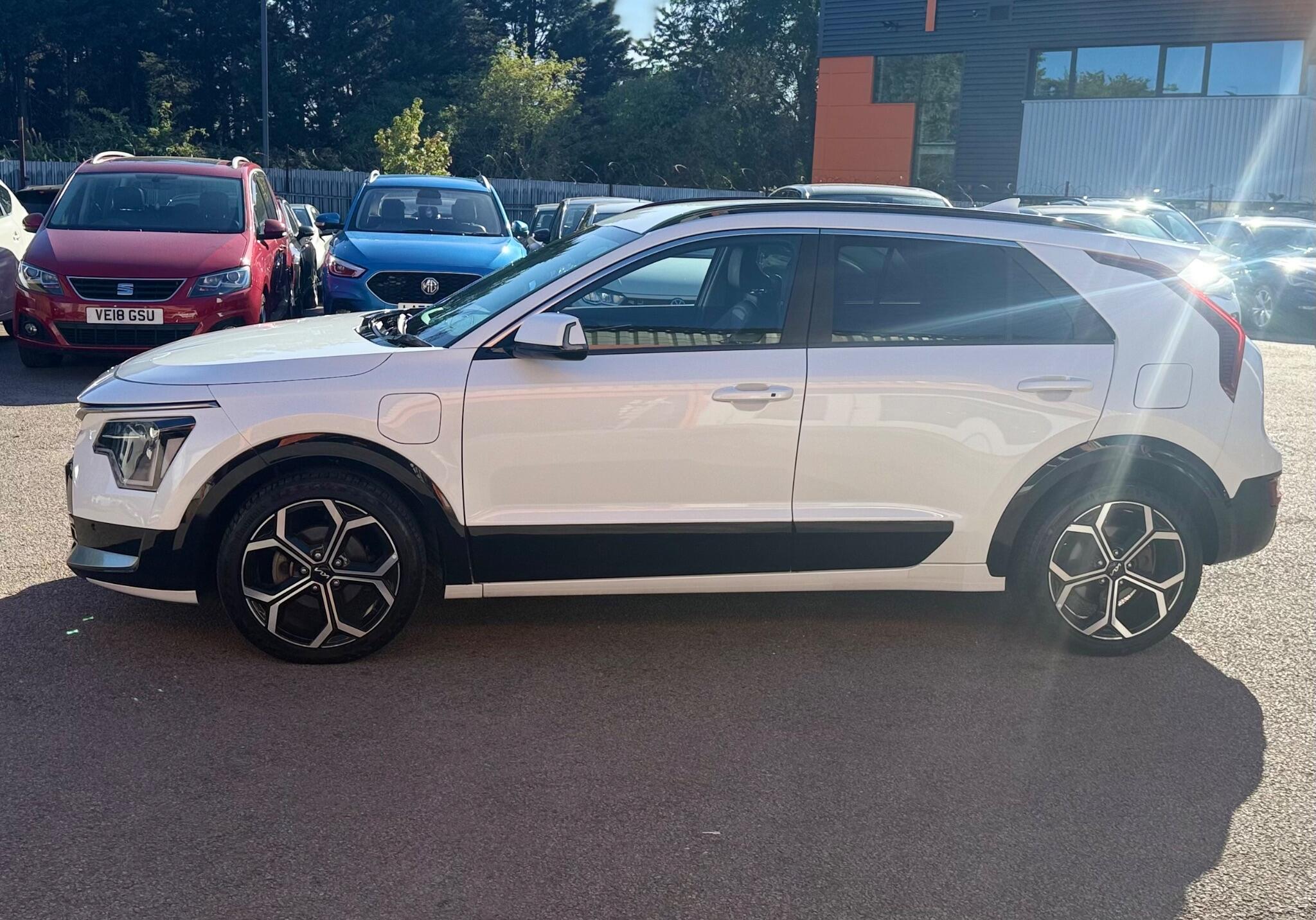Kia Niro view 5