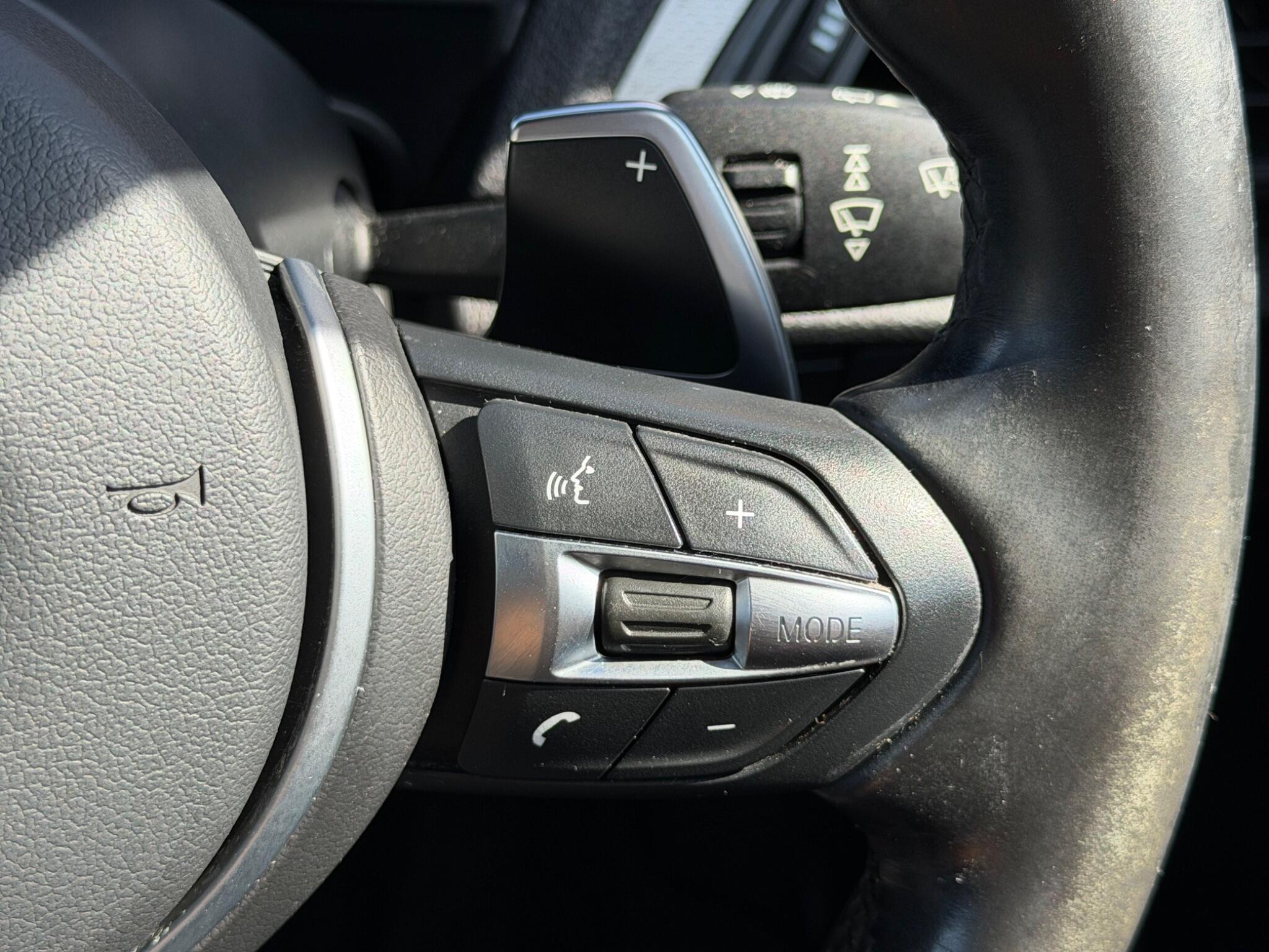BMW 1 Series view 24