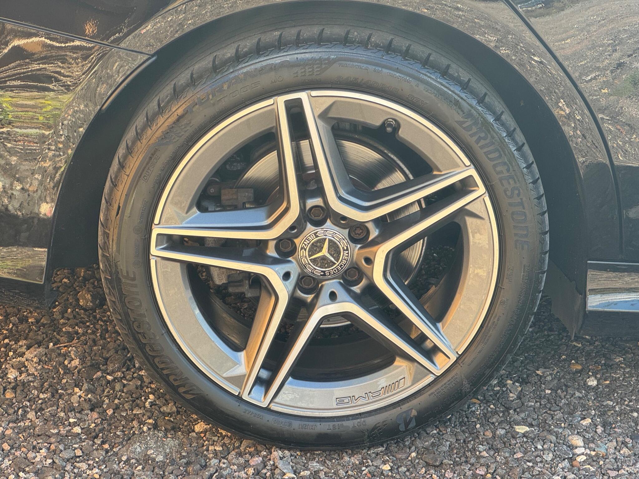 Mercedes-Benz C-Class view 39