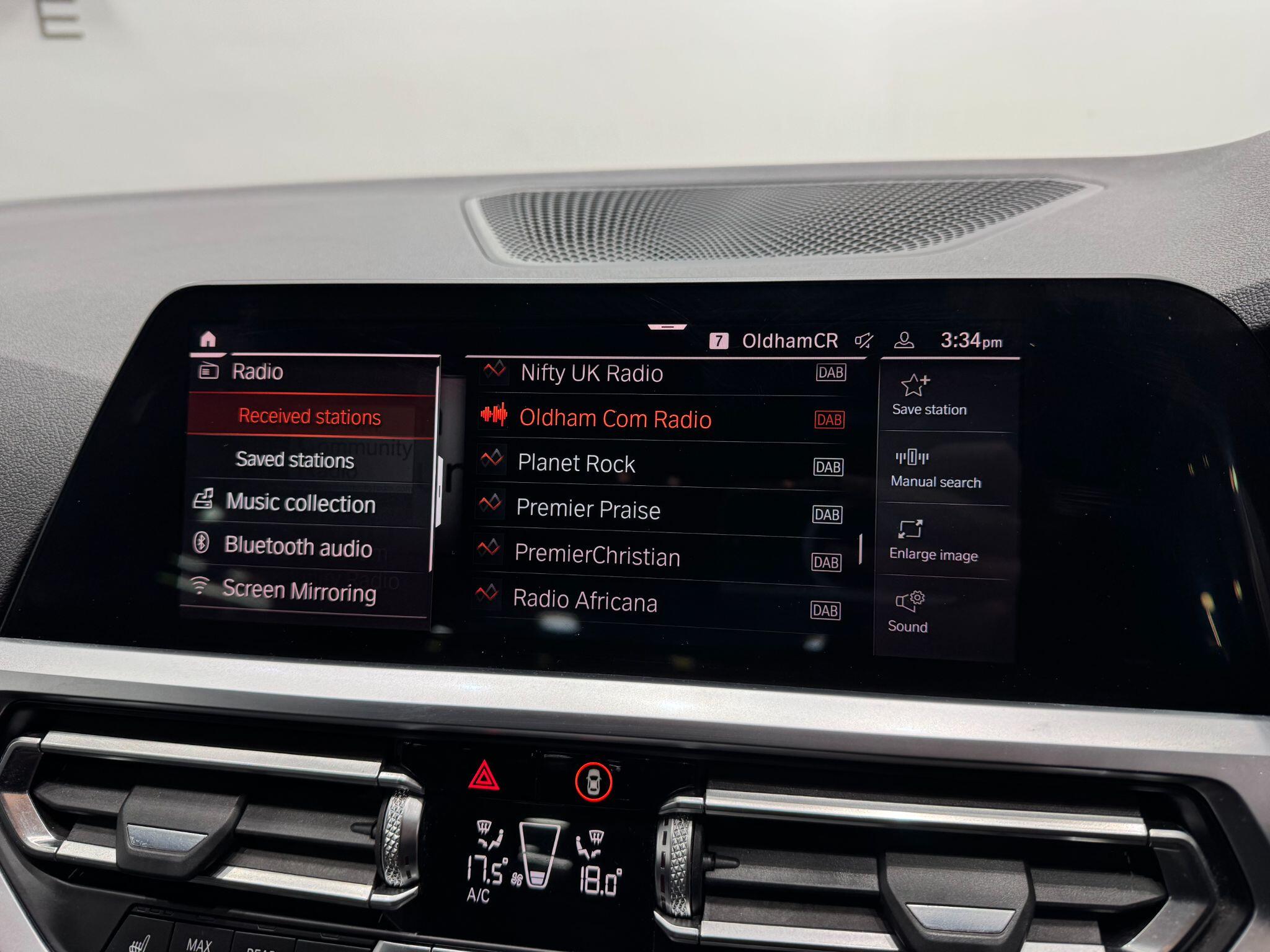 BMW 3 Series view 24