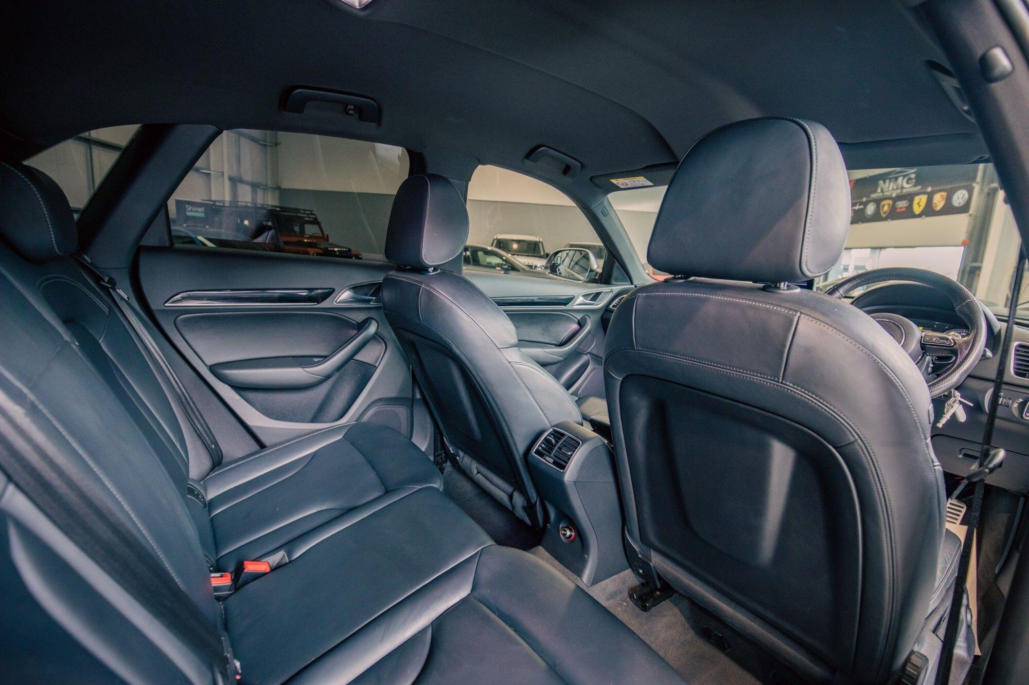 Audi RS Q3 view 8