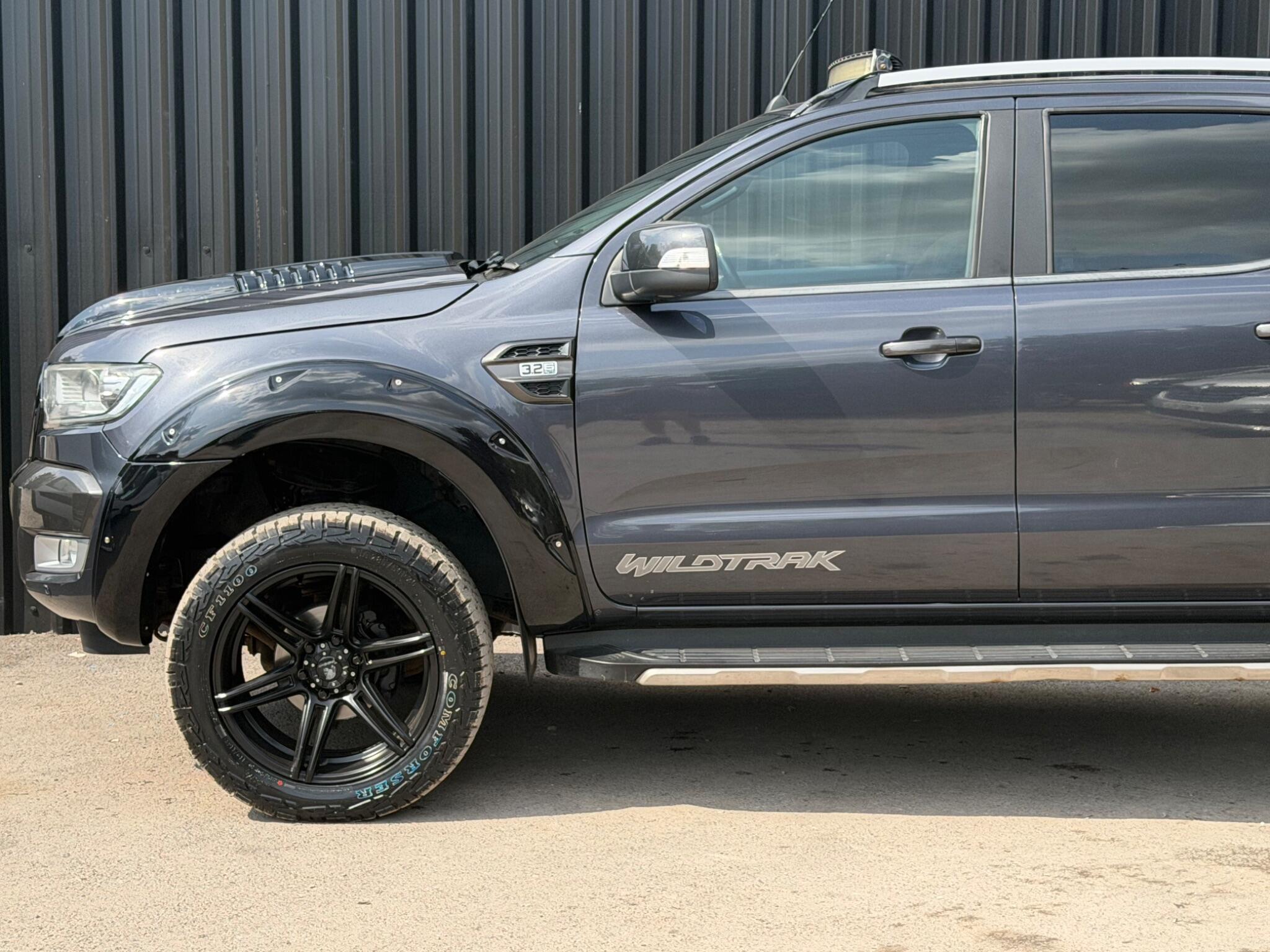 Ford Ranger view 18