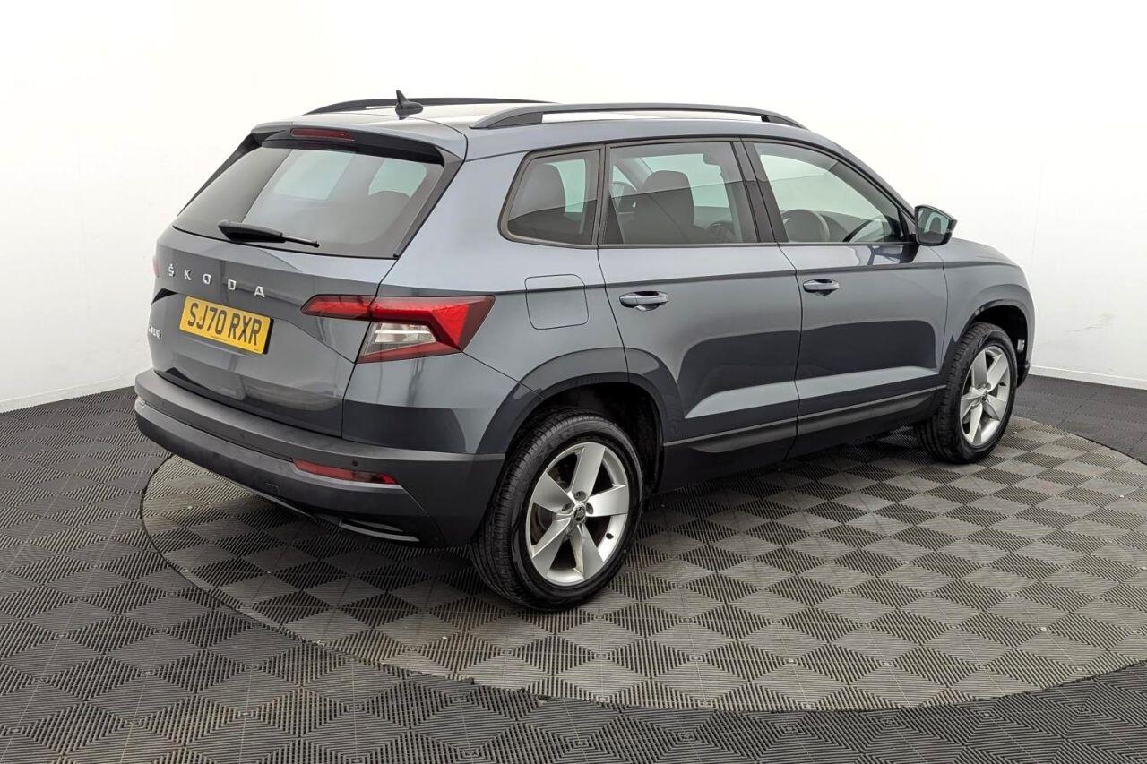 Skoda Karoq view 46