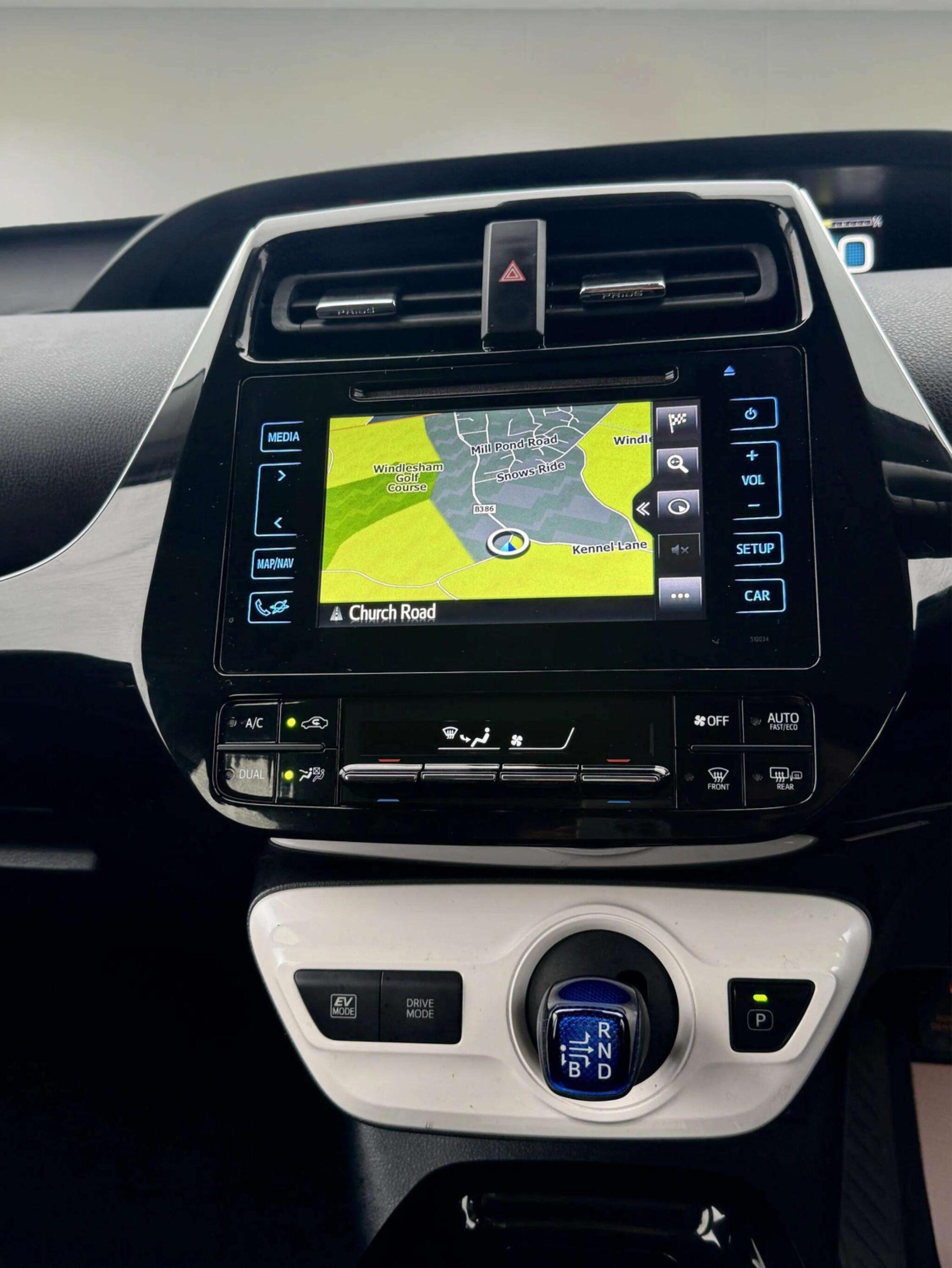 Toyota Prius view 52