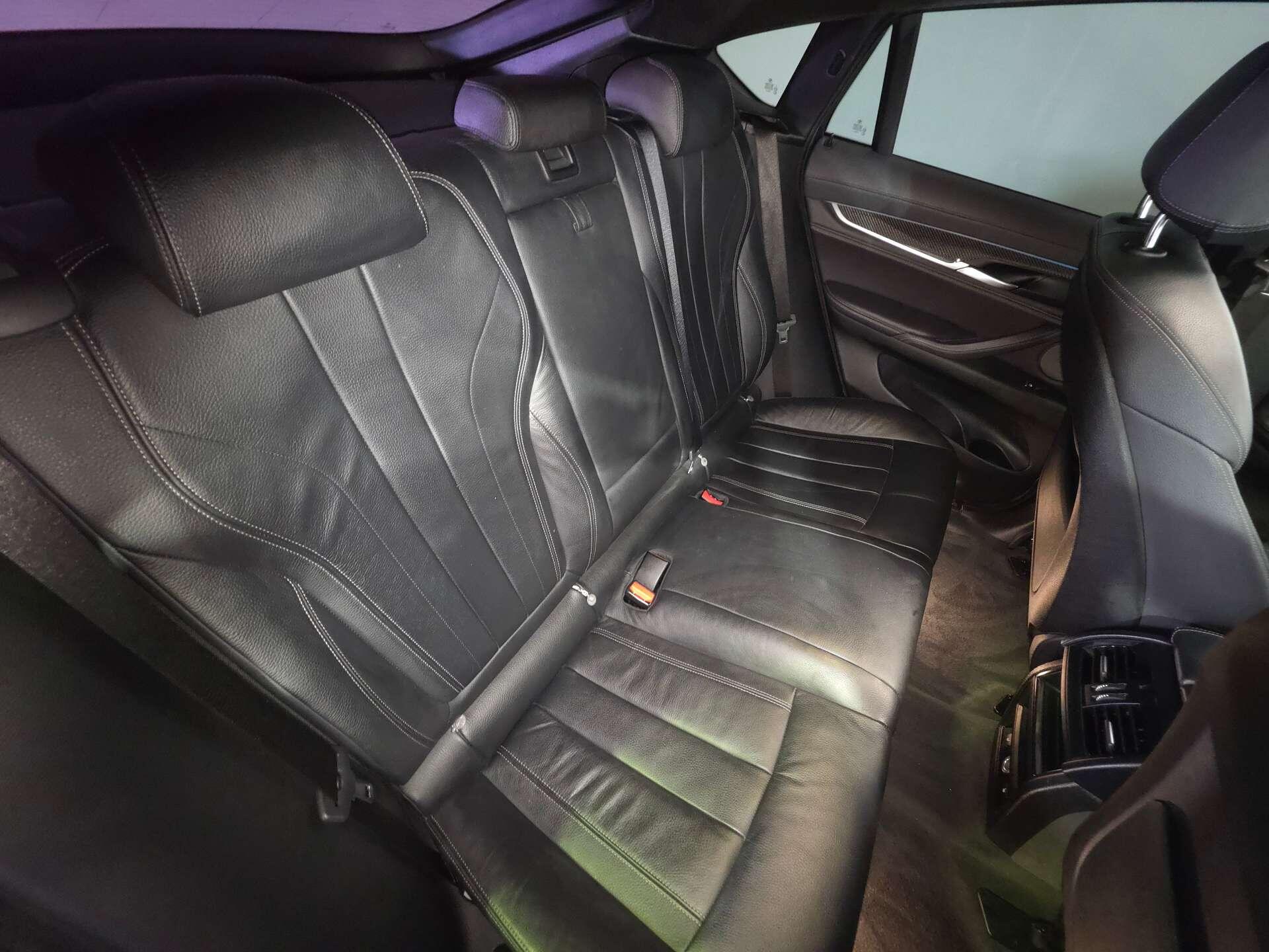 BMW X6 view 64