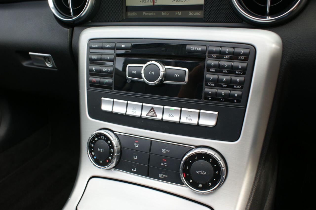 Mercedes-Benz SLK view 43